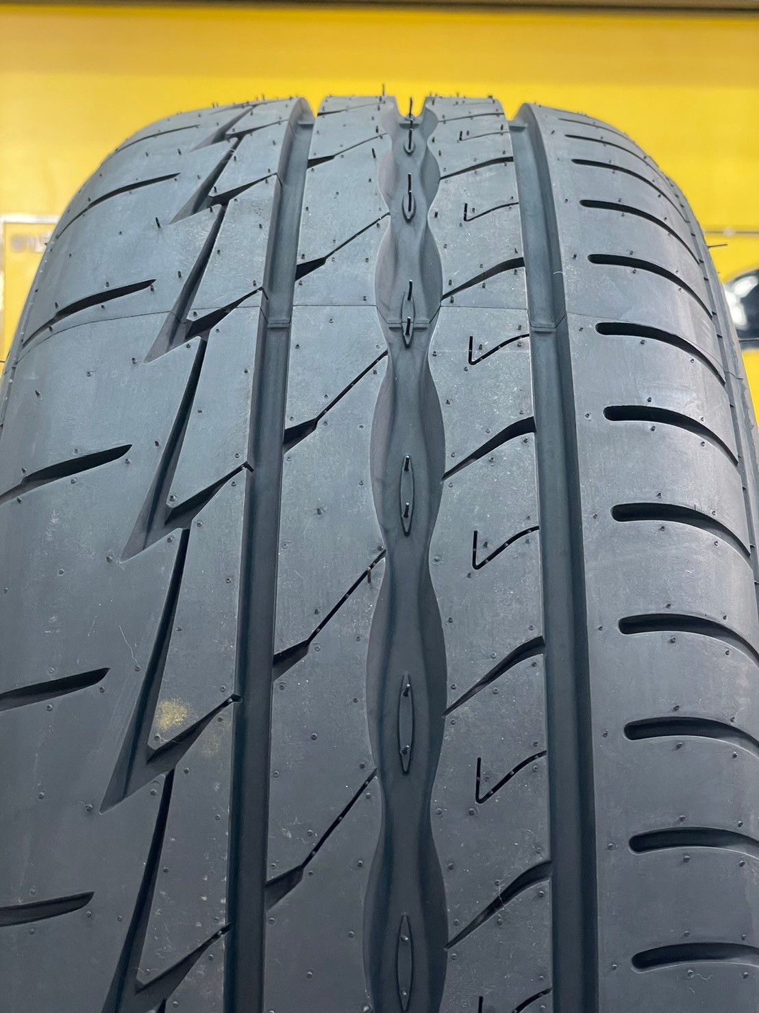 #ยางคินโต๊ะ #KINTO FORZA 001 Treadwear 280 195/50R16 ยางใหม่ปี2024