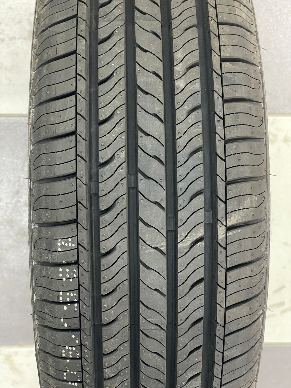 ยางใหม่ #BLACKHAWK HH11 185/60R15 ยางใหม่ปี2023