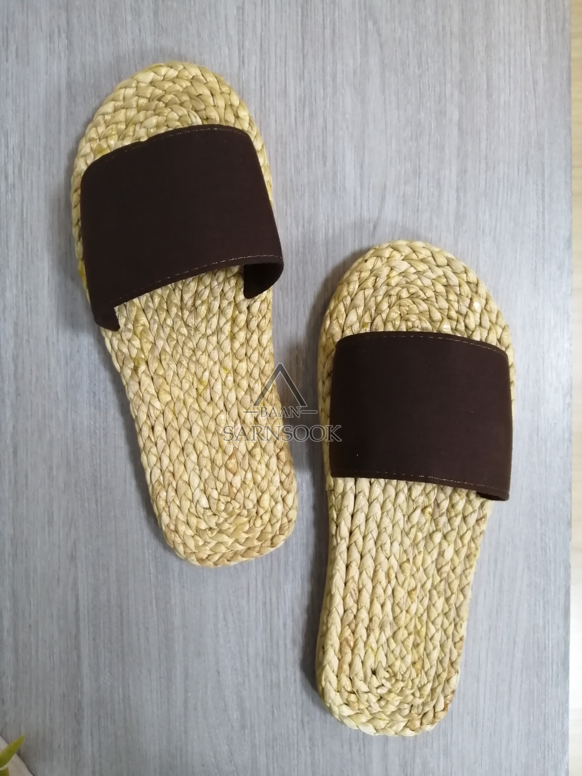 BSS701W: รองเท้าแตะสาน ราคาส่ง 1โหล:12คู่