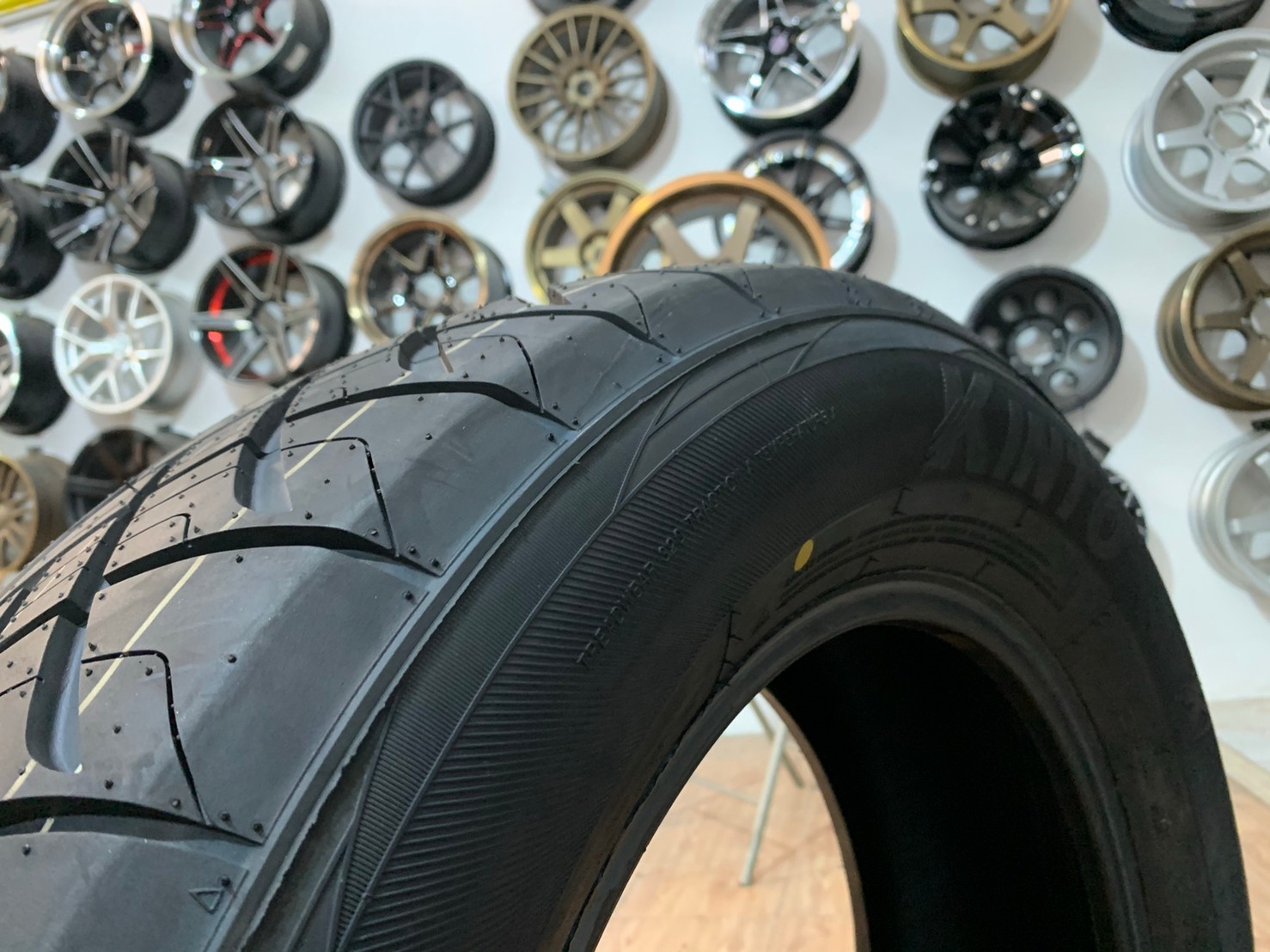 Kinto V36 265/60R18 ยางใหม่ปี2021 ยางซิ่ง นุ่มหนึบ ยางสายพันธุ์ญี่ปุ่นคุณภาพดี