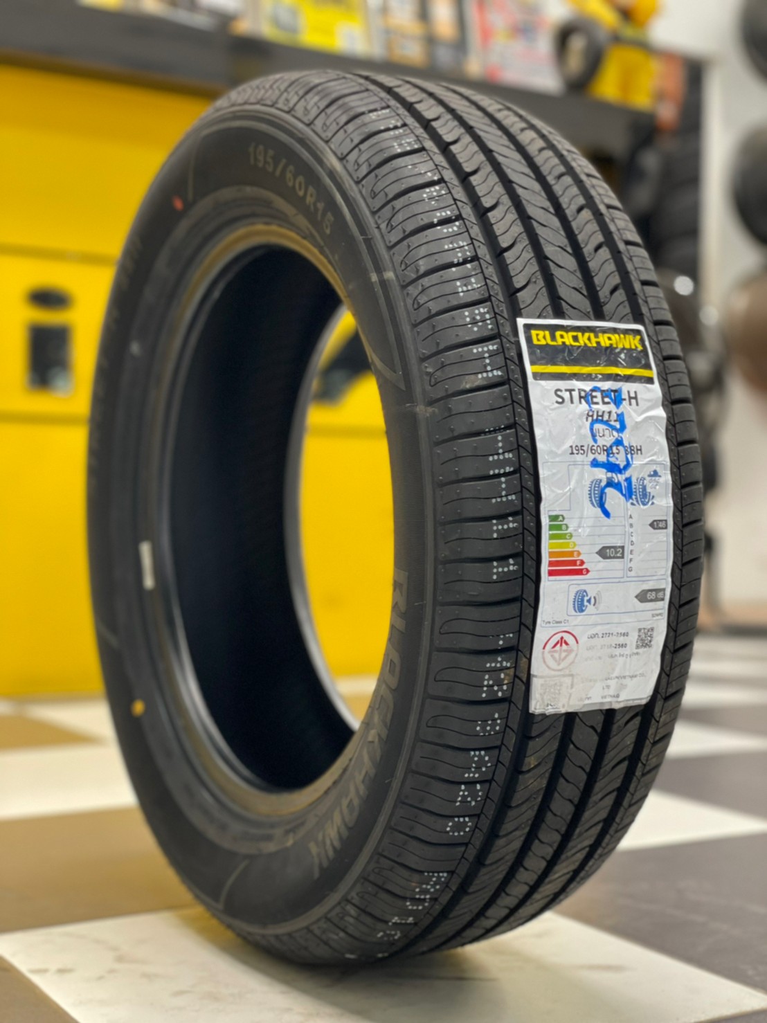 195/60R15 BLACKHAWK ยางใหม่รับประกัน100วันดคลมฟรีทุกกรณี จัดส่งฟรี ติดตั้งฟรี ยางใหม่ปี2022