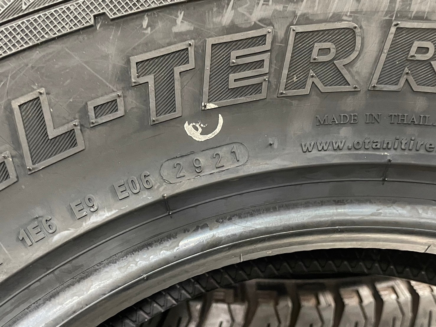 ยางโอตานิ OTANI SA3000 235/70R16 ยางใหม่ปี2021 (4เส้น)