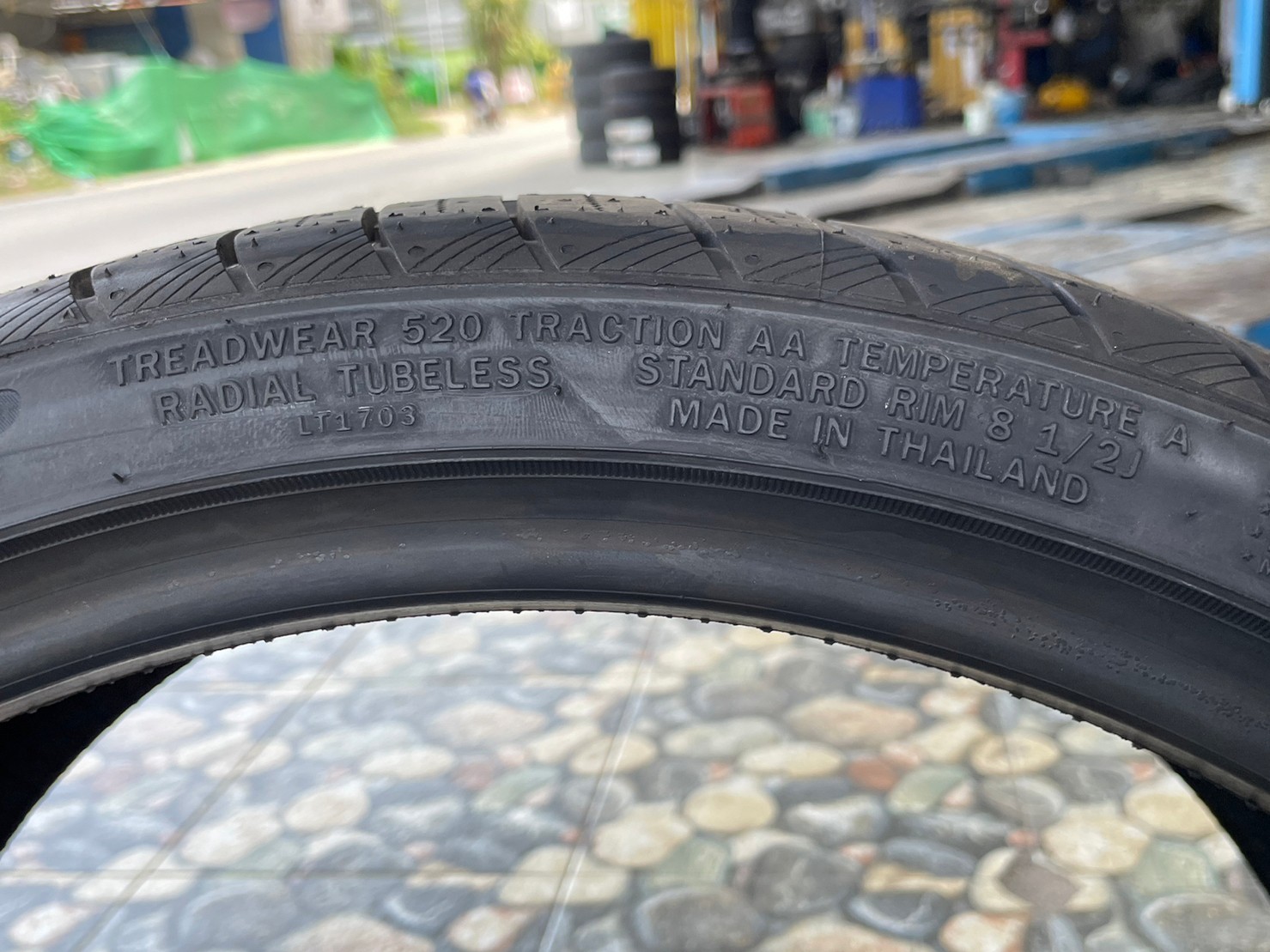 ATLAS FORCE UHP 235/35R19 ยางใหม่ปี2023