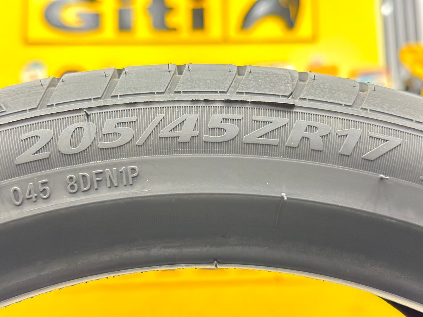KINTO FORZA 001 Treadwear 280 205/45R17 ยางใหม่ปี2024