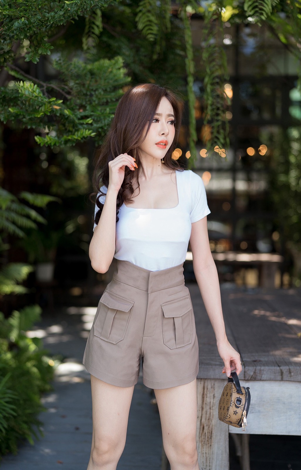 กางเกงขาสั้นเอวสูง ซิปหน้า กระเป๋าจีบ ผ้าดับเบิ้ล สวยมาก เก็บพุงอย่างเนียน ใส่แล้วทรงสวย