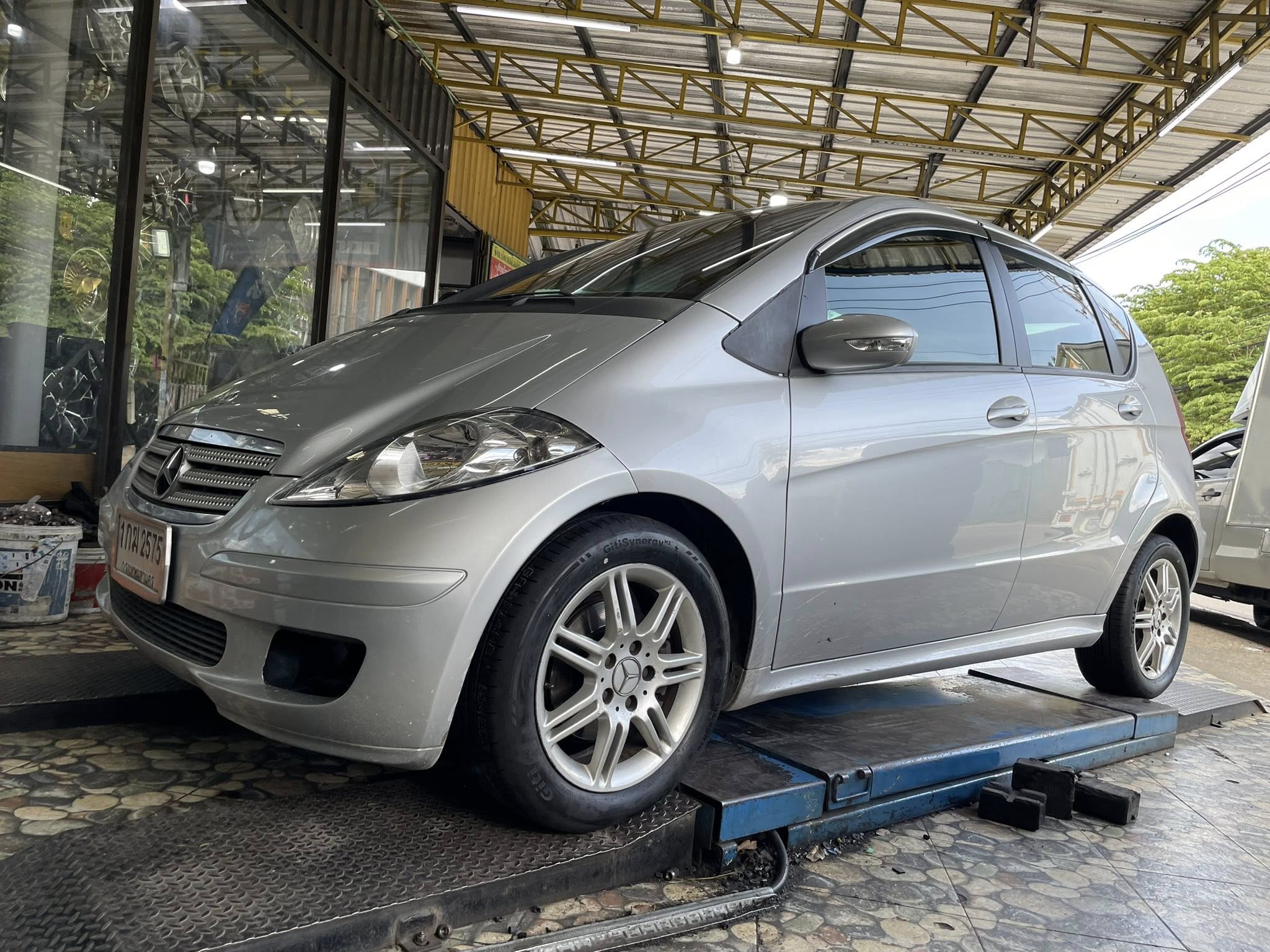 BENZ_A180🚘เปลี่ยนยาง 🛞🐘#GITI_SynergyH2_195/55R16