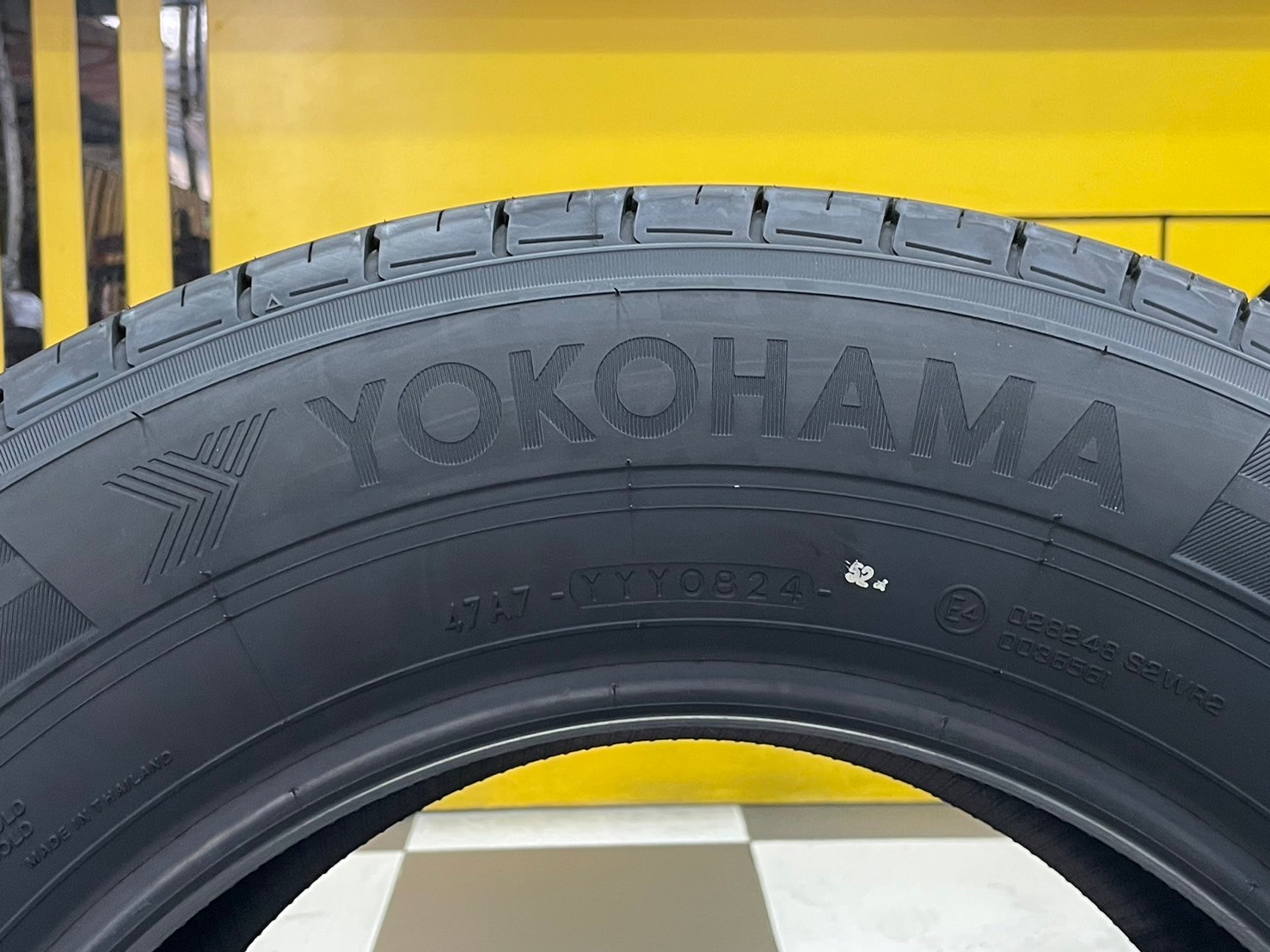 ยางใหม่โยโกฮาม่า #Yokohama BluEarth-VAN #RY55 235/65R16 ยางใหม่ปี2024