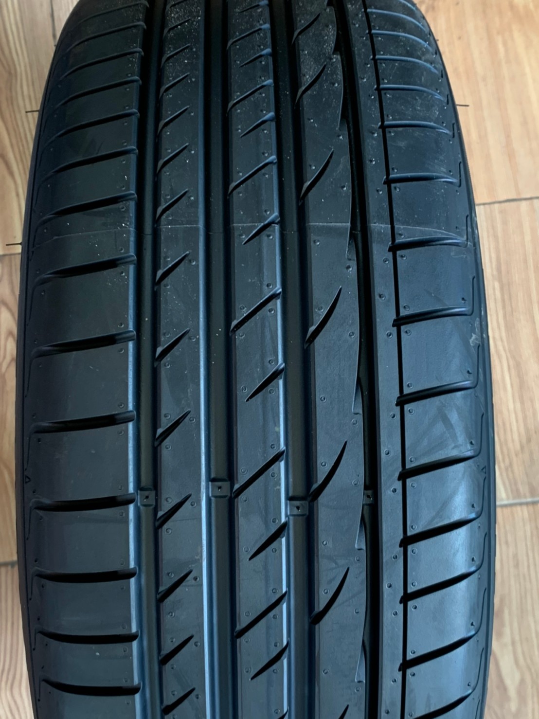 ยางใหม่ Laufenn S Fit EQ 195/55R15ยางใหม่ปี2021