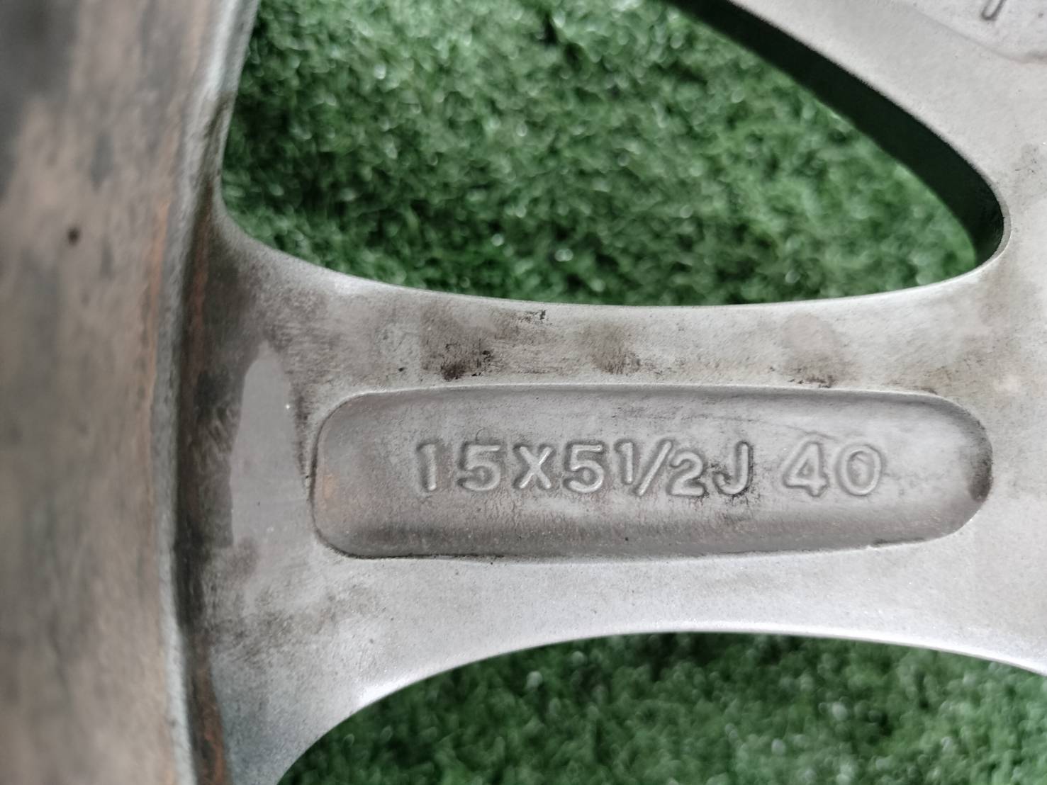 ล้อแม็กซ์เดิม MAZDASล้อเดิมขอบ15" ขนาดล้อ 5" 1/2 ขนาดรูน็อต 4×100 พร้อมยางมือสอง ยี่ห้อ DUNLOP 185/65R15