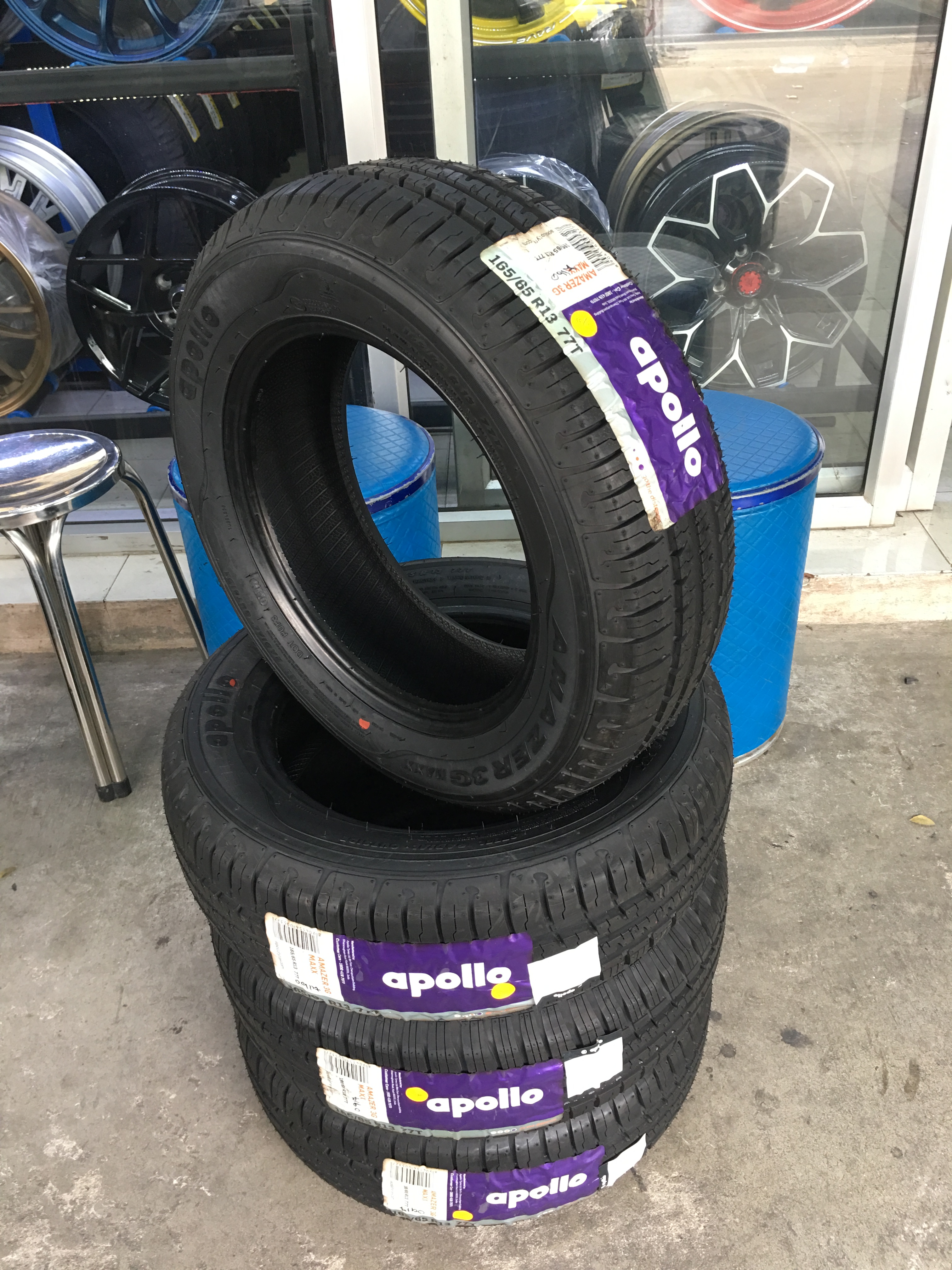 ยางใหม่ Apollo Amazer 3G Maxx ยางปี17 เส้น1,350 บาท