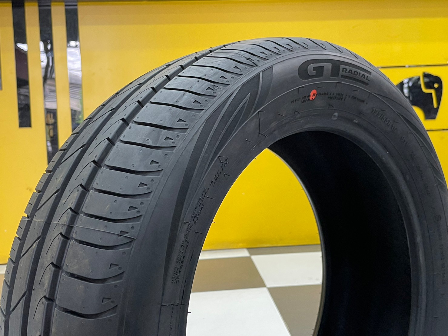 GT RADIAL FE2 195/55R16 ยางใหม่ปี2023