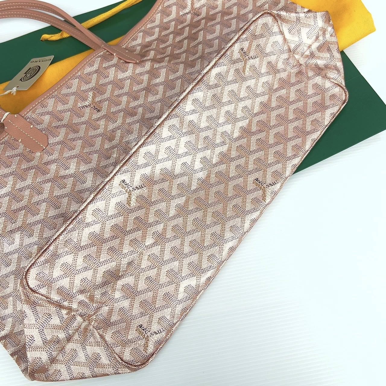 Goyard st louis pm รุ่น limited สีชมพู