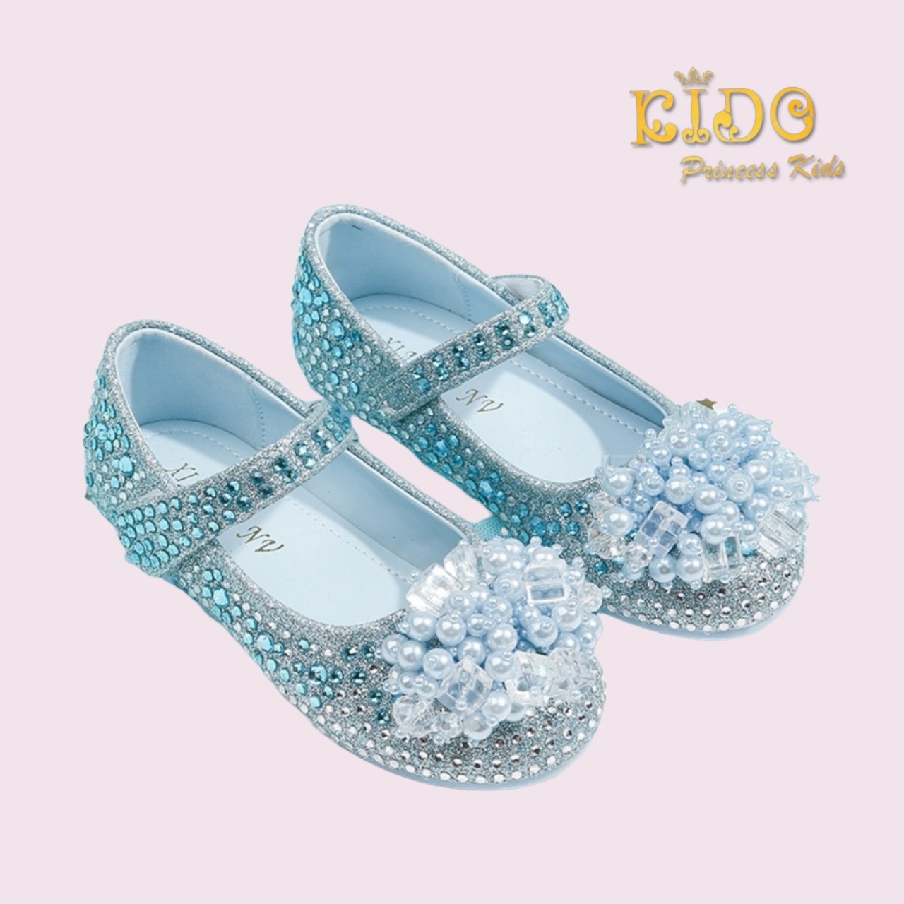 รองเท้าเด็ก **มีหน้าร้านอยู่รัชดา ลองได้ เปลี่ยนได้ **H038สีฟ้า เพชรระยิบระยับ ประดับช่อมุกสี สวยเจ้าหญิงมาก