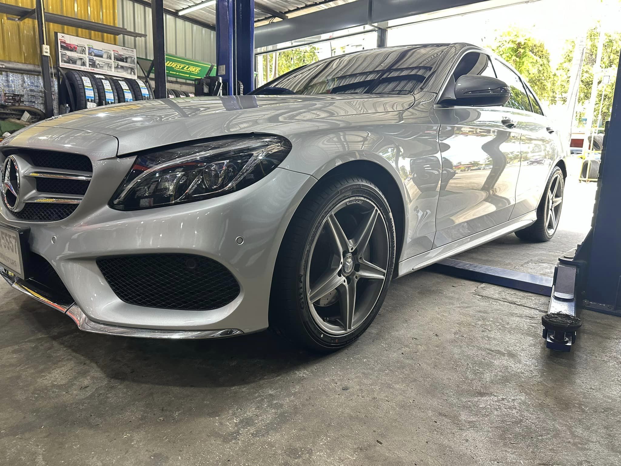 🚘 #Mercedes_Benz_C300 🛞#GITI #Runflat #ยางจีที #รันแฟลต GITI Control P10 225/45RF18 GITI Control P10 245/40RF18