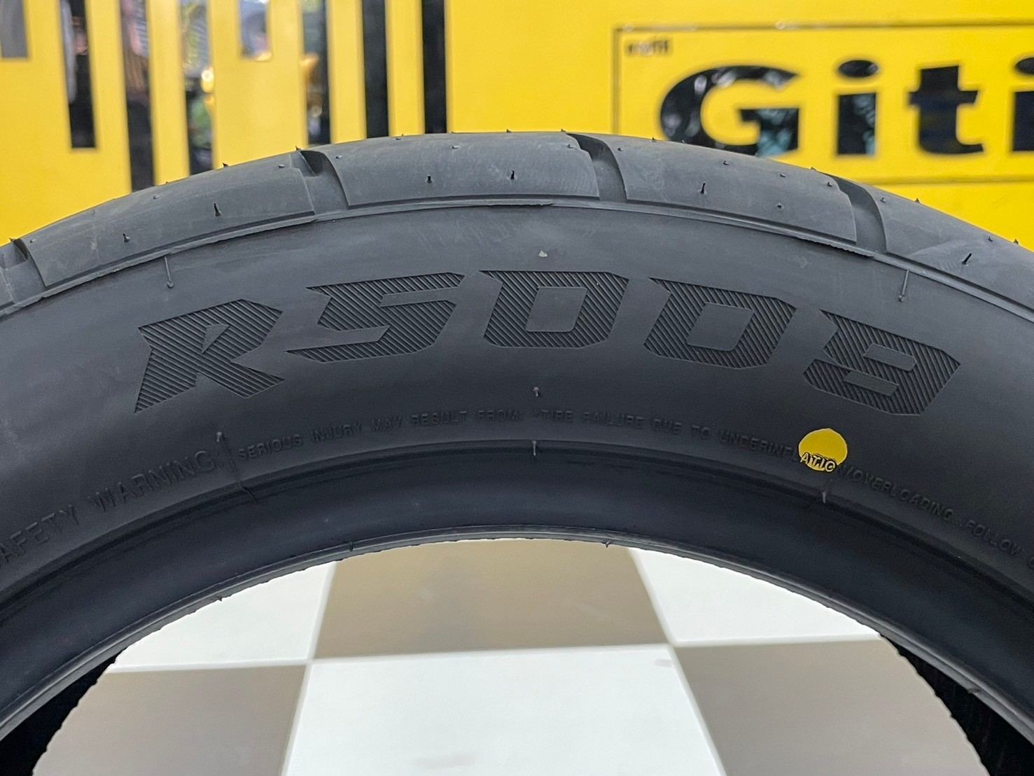 ยางลายซิ่ง Landsail RS009 205/50R15 ยางMade in Thailand รับประกันนุ่มหนึบ สเปคพิเศษ สำหรับล้อกว้าง ยางใหม่ปี2024