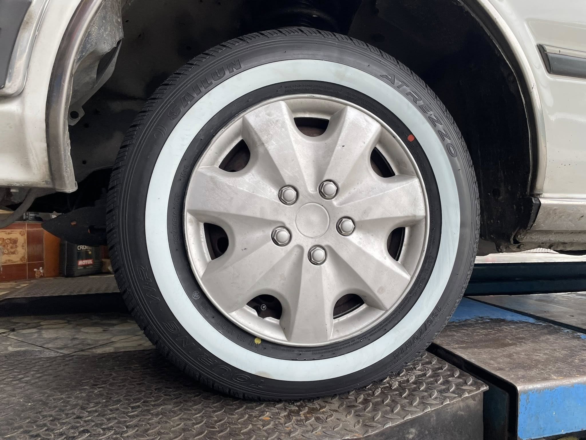 #NISSAN_CEDRIC V30 เปลี่ยนยาง 🛞🐘#SAILUN_ขอบขาวแท้_185/70R14