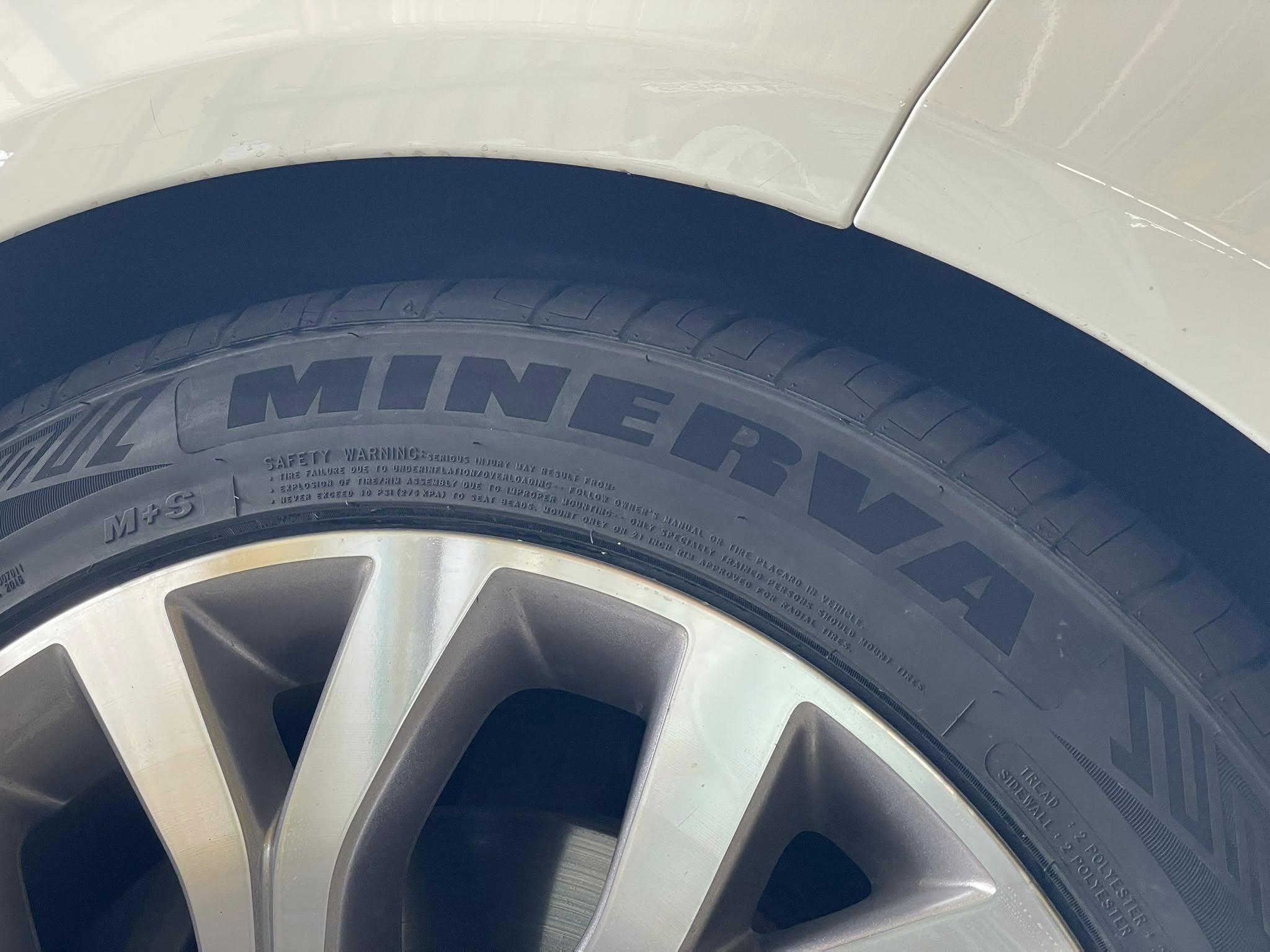 🛞 #LandRover_PangeRover_P400e 🚘เปลี่ยนยาง 🛞🐘#MINERVA_ECO SPEED2 SUV 375/45R21 ❤️ 🛞 #ยางสมรรถนะสูง นุ่มเงียบ