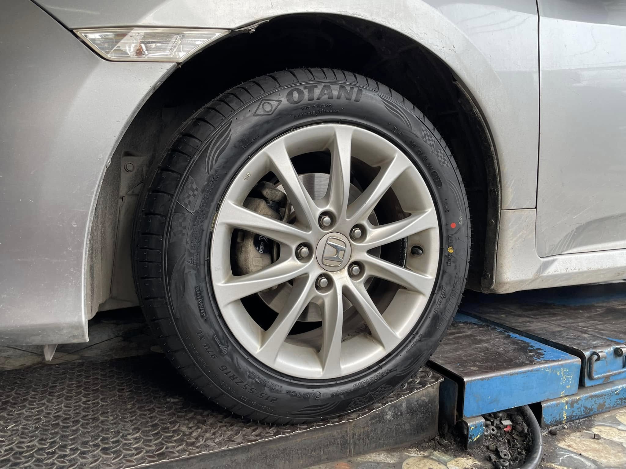 🚘 #HONDA_CIVIC🛞 เปลี่ยนยางโอตานิ #OTANI #KC2000 #215/55R16