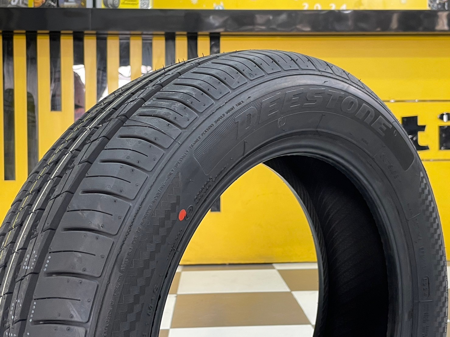 Deestone Premium Tourer RA01 185/60R15 🔥🔥🔥ยางใหม่ปี2024🔥🔥🔥