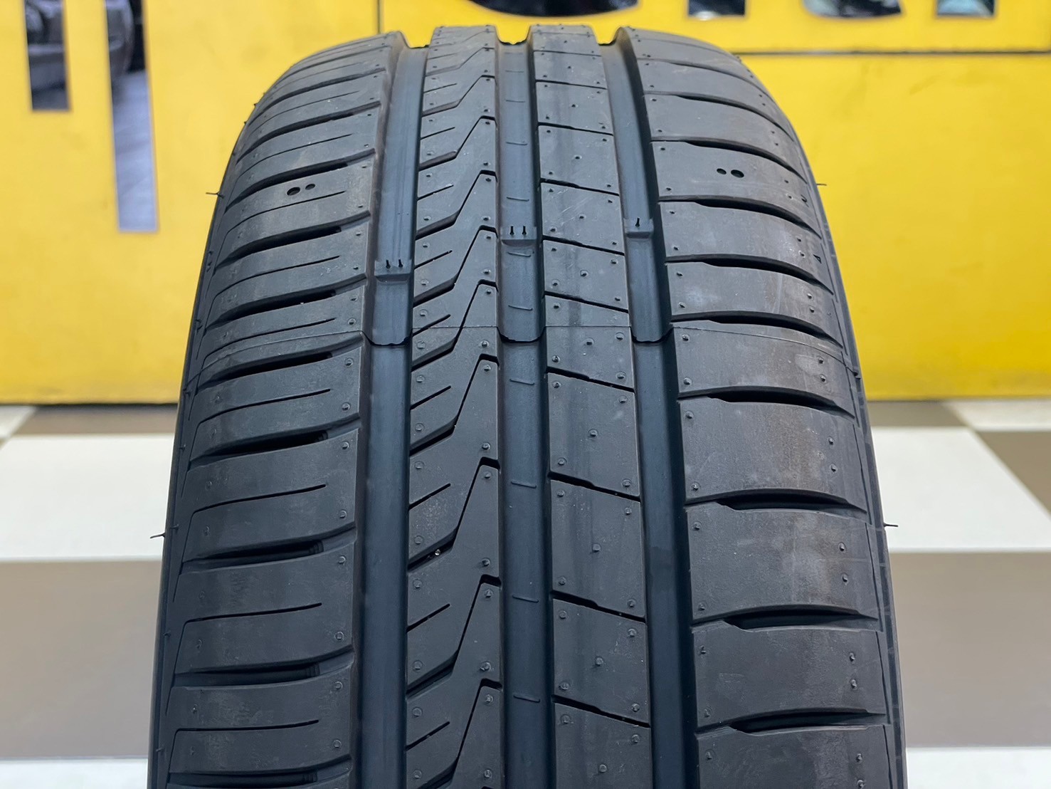 HANKOOK 195/55R15 รุ่น KINERGY ECO2 ยางใหม่ปี2024