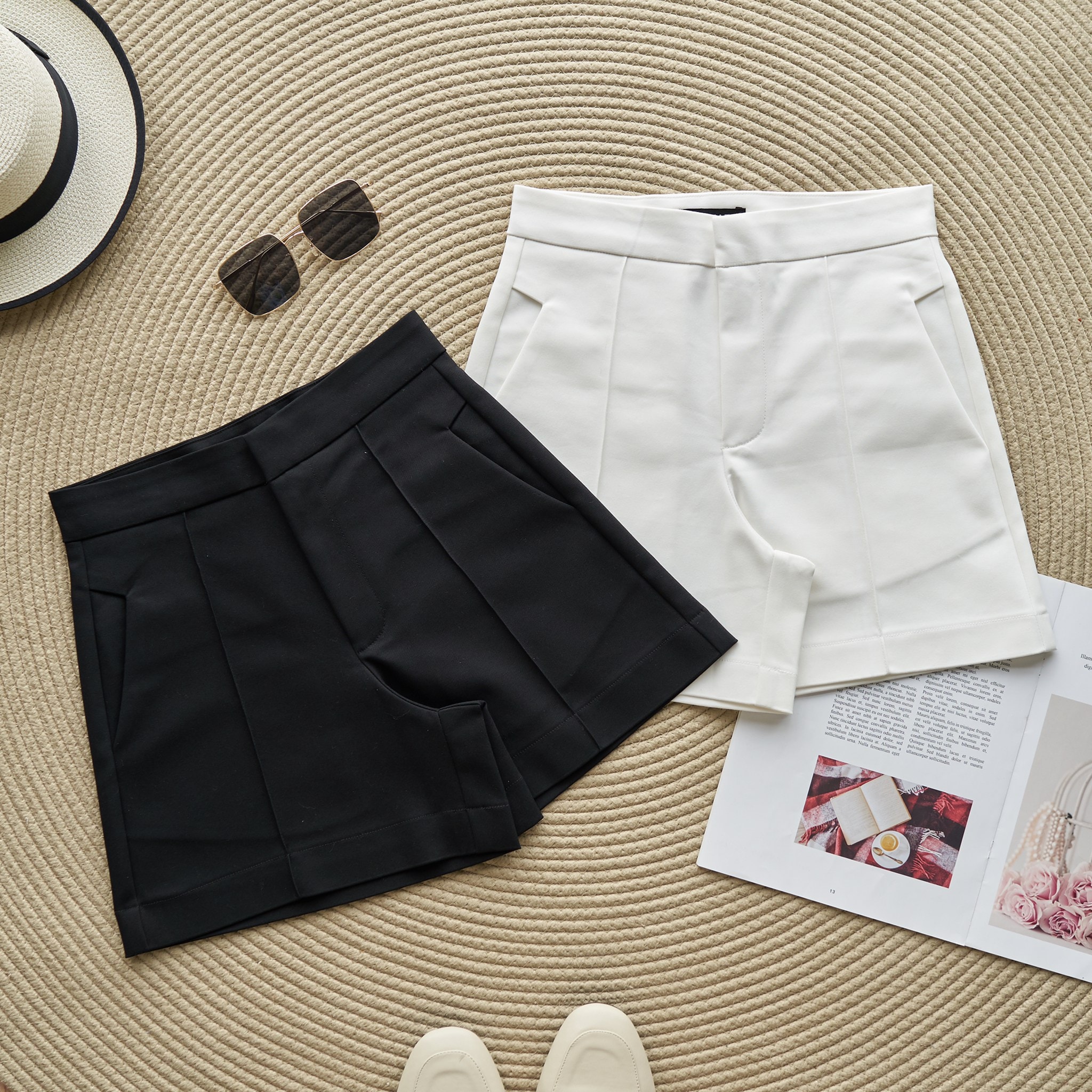 กางเกงขาสั้นผู้หญิง ตีเกร็ด เอวสูง ตะขอ ซิปหน้า ผ้าดับเบิ้ล ผ้าดี ผ้ายืด สวยน่ารัก