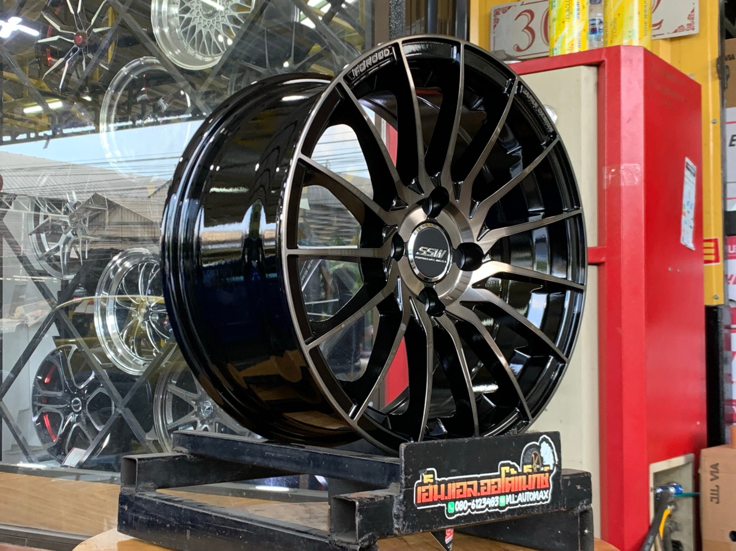 ล้อแม็กขอบ15 Model 355งานไทย SSW 4รู100 กว้าง7 ออฟ38 สีดำขอบหน้าชา