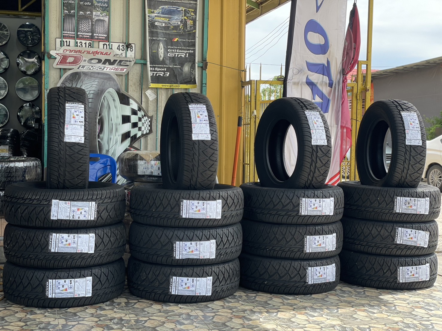 👉ยางใหม่ NITTO NT420SD 265/60R18 ยางใหม่ปี2024