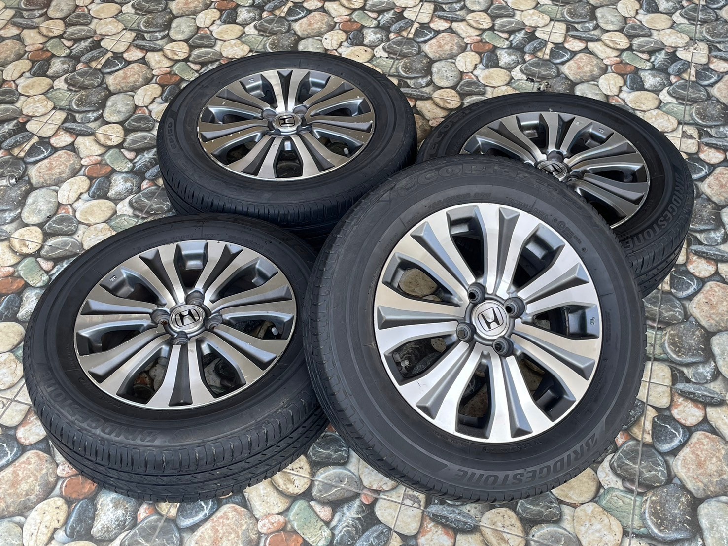 ล้อแม็กซ์เดิม Honda City ขอบ 15 4x100 พร้อมยาง Bridgestone