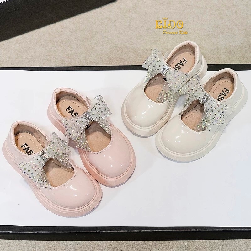 ssรองเท้าเด็กออกงาน*มีหน้าร้านอยู่รัชดา ลองได้ เปลี่ยนได้ *H062สีโอรส สีครีม หนังแก้ว แต่งด้วยโบว์ประดับเพชรวิ้งๆ ส้นเตี้ย ใส่สวย น่ารักมากมาก