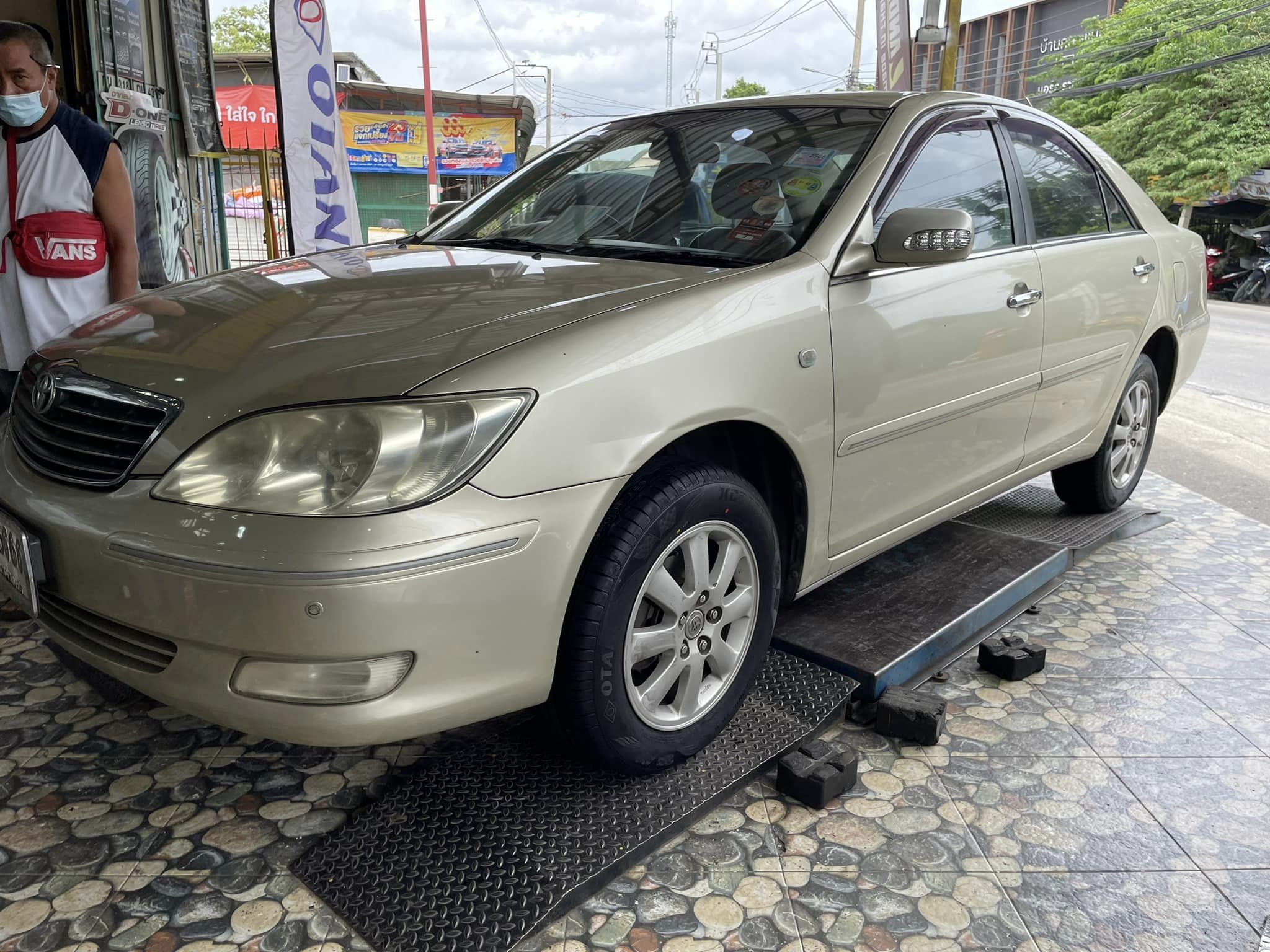 TOYOTA_CAMRY เปลี่ยนยาง #OTANI #KC2000 215/60R16