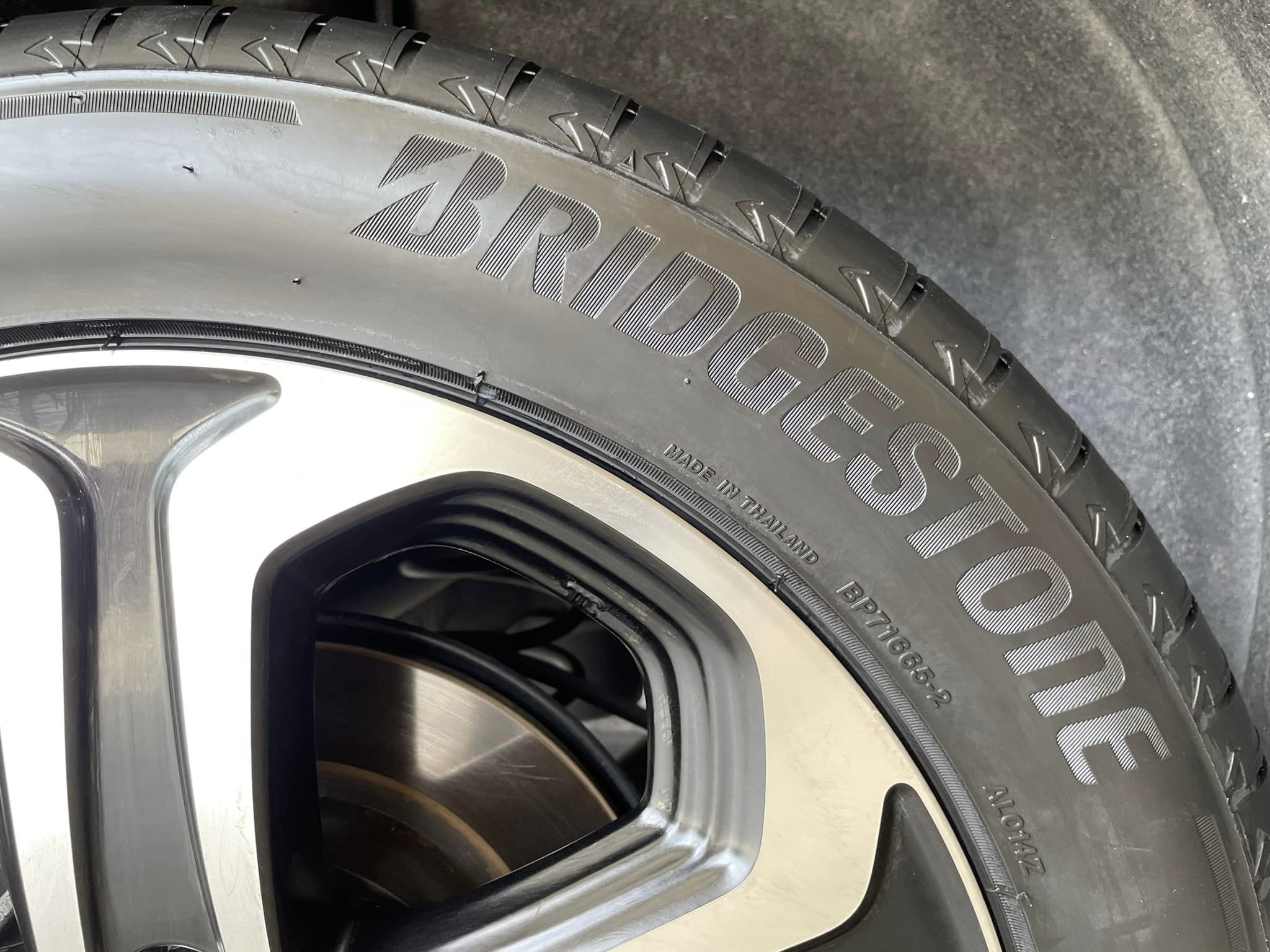 HONDA_HR-V #เปลี่ยนยาง 🛞🐘#BRIDGESTONE_ALENZ001_215/55R17