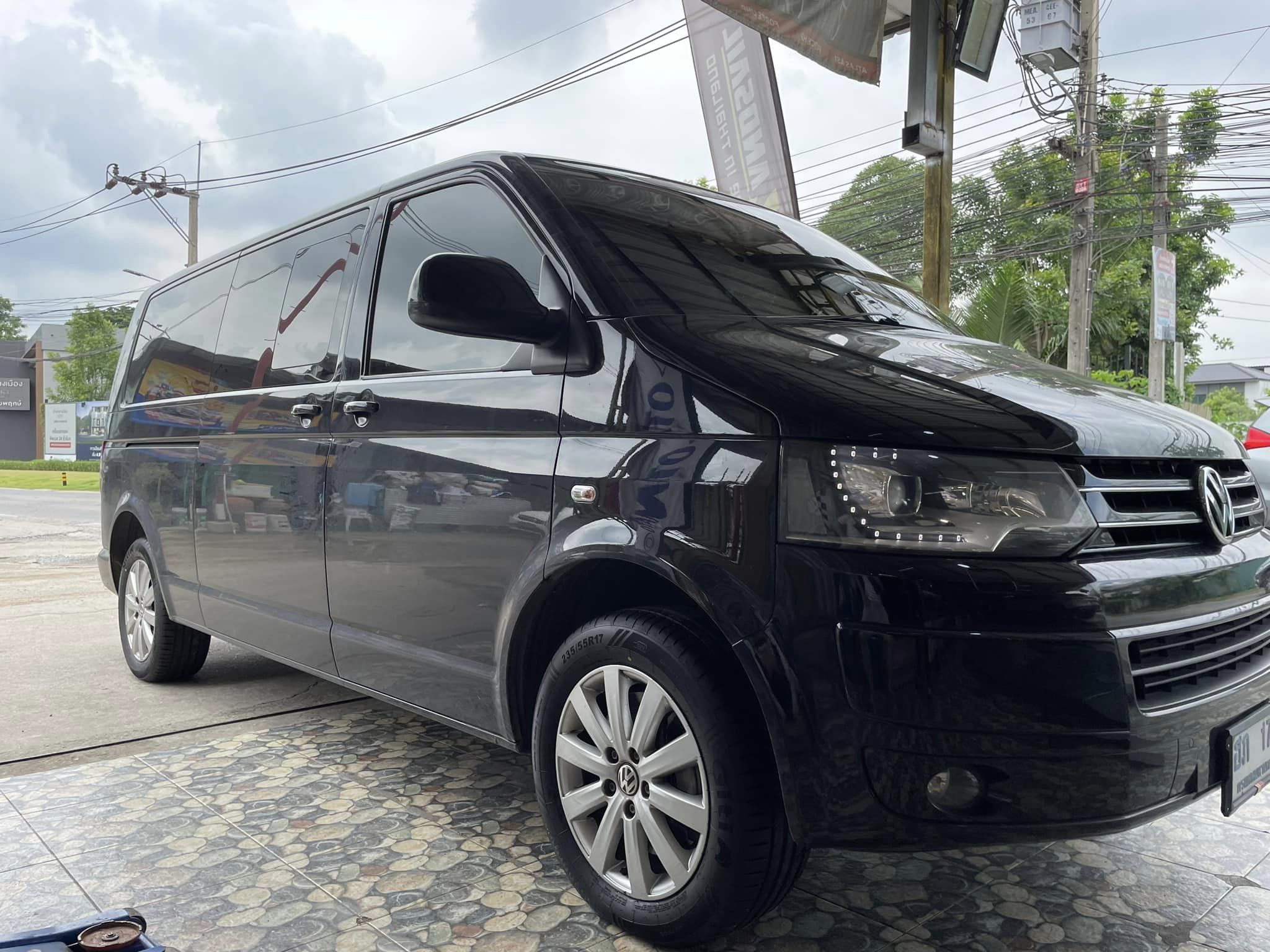 #VOLKSWAGEN_CARAVELLE🛞 #GITI_SYNERGY_H2 235/55R17