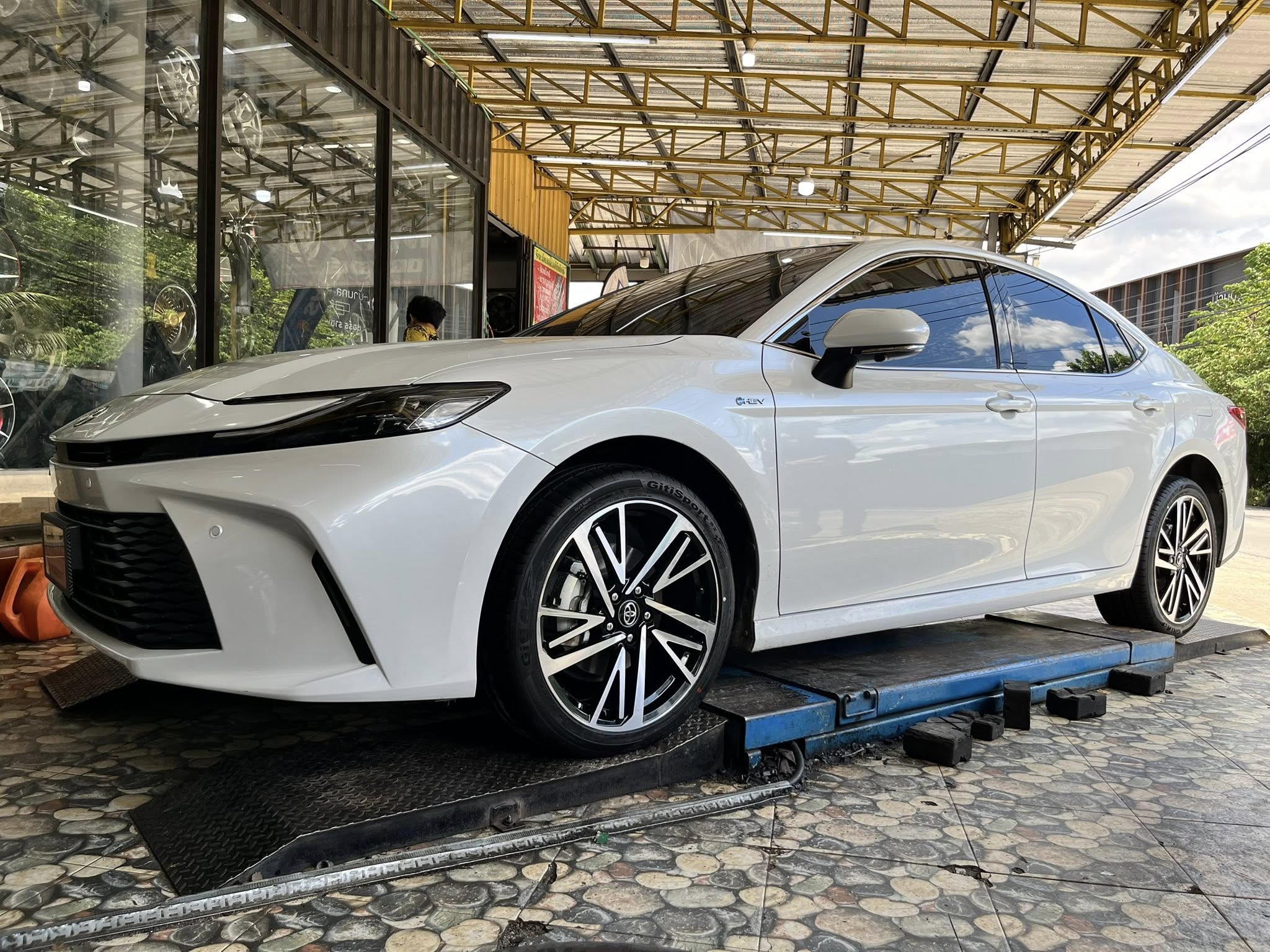 TOYOTA_CAMRY🚘 เปลี่ยนยาง 🛞🐘#GITI_SportS2_245/40R19