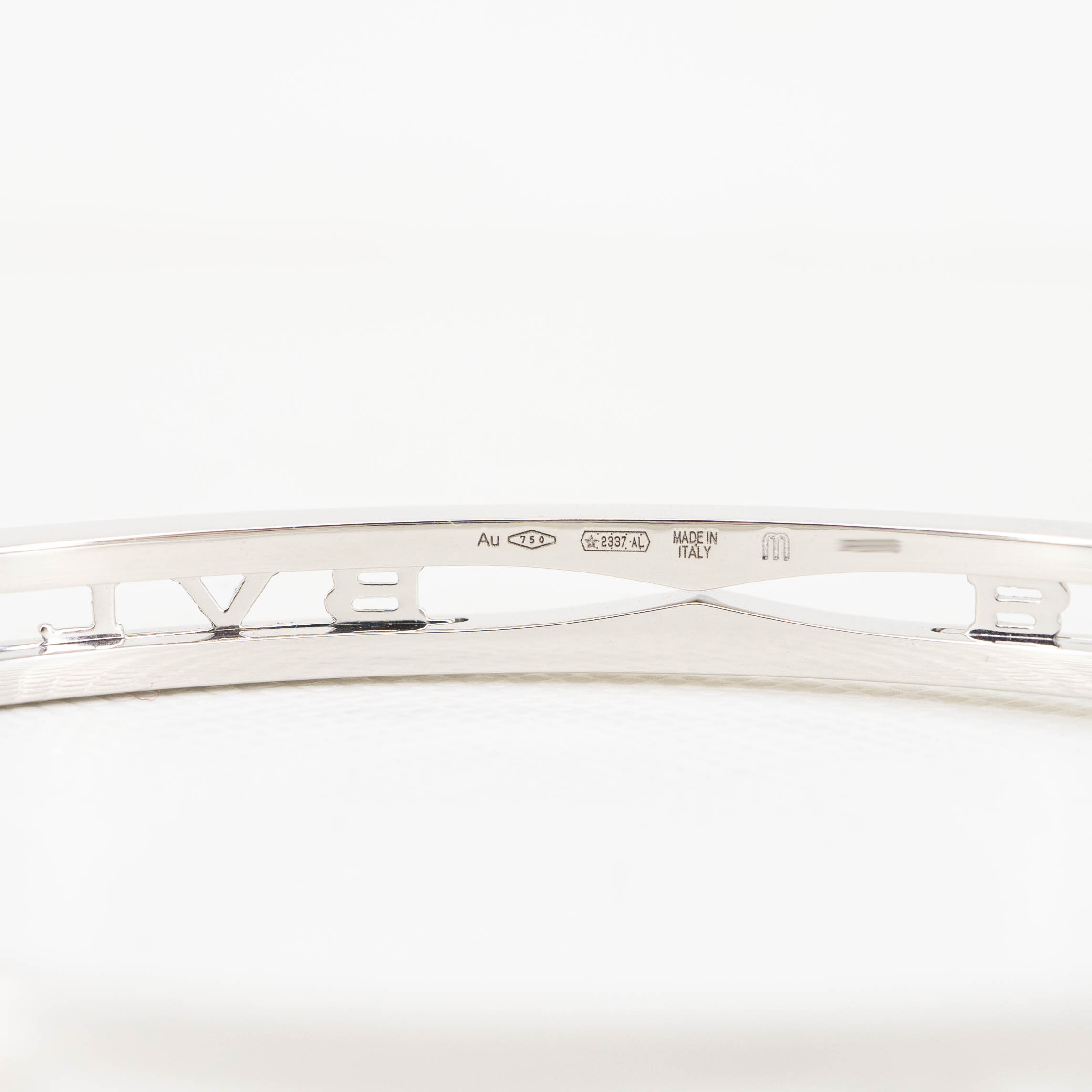 กำไล Bvlgari B.zero1 Bracelet with Bvlgari Logo On The Spiral ทองขาว18K ไซส์M(17) (Used) +กล่องและการ์ดไทย2022