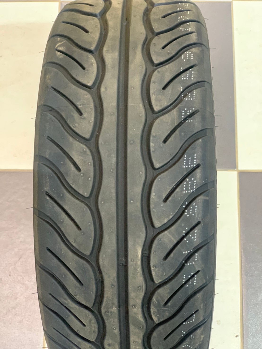 ยางซอฟ 195/55R15 Sailun Atrezzo R01 ยางไซลุนยางสปอร์ตลายซิ่ง ลายAD ยางใหม่ปี2021