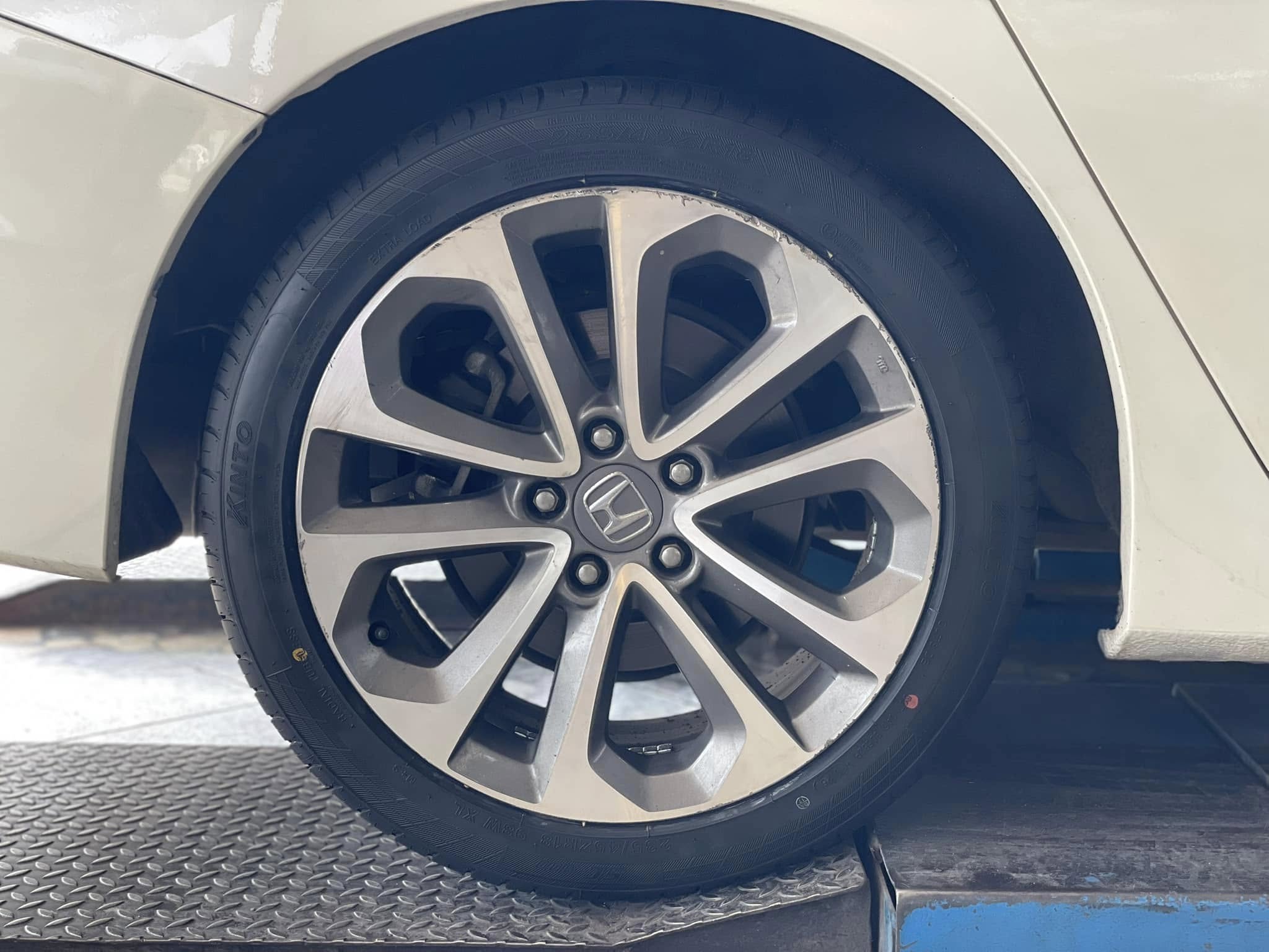 #HONDA_ACCORD🛞เปลี่ยนยาง #KINTO_SC900_235/45R18