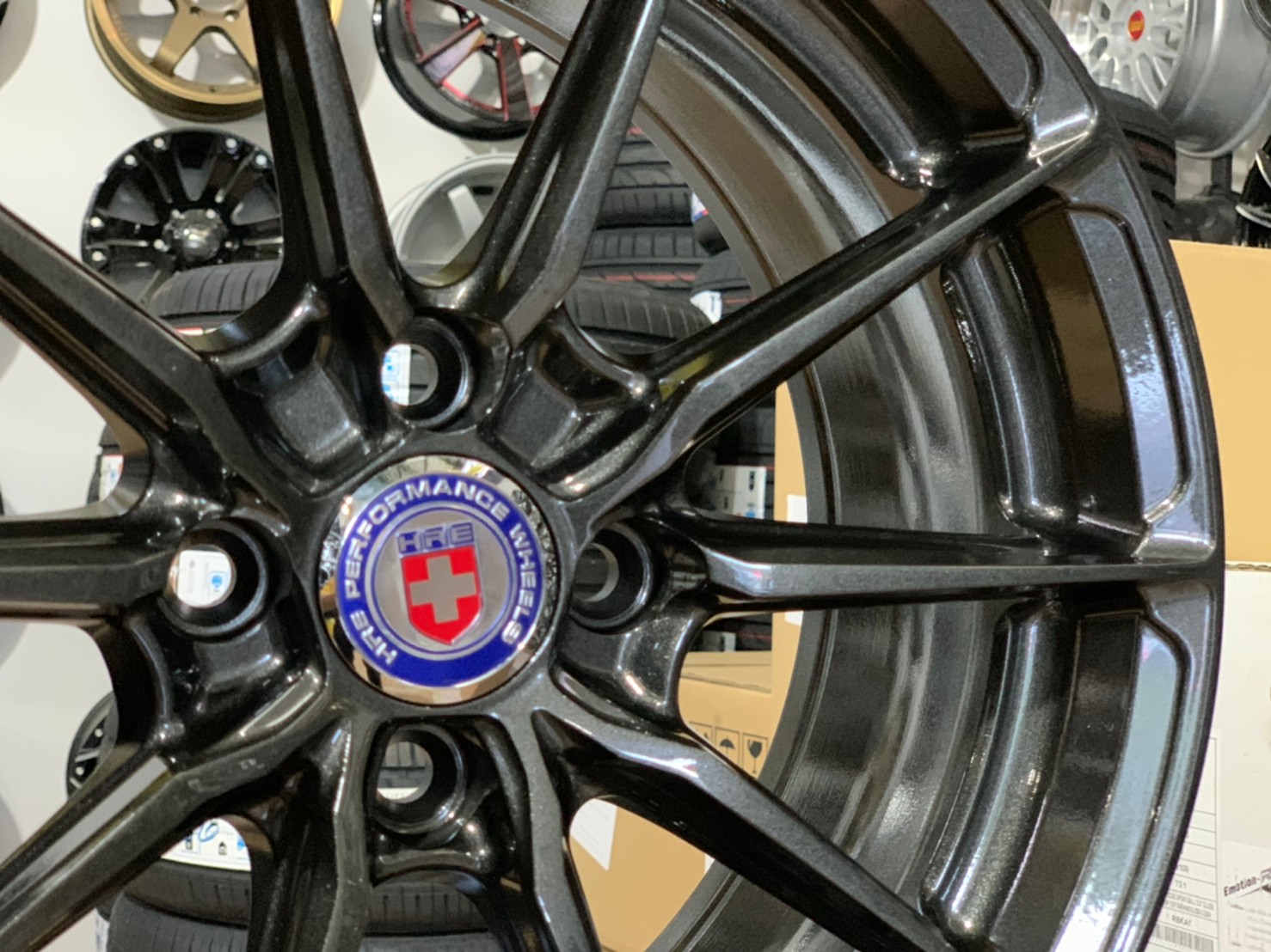 ล้อแม็กขอบ15 SSW 4รู100 กว้าง7 ออฟ38 สีเทากันเมทาลิค สวยหรู