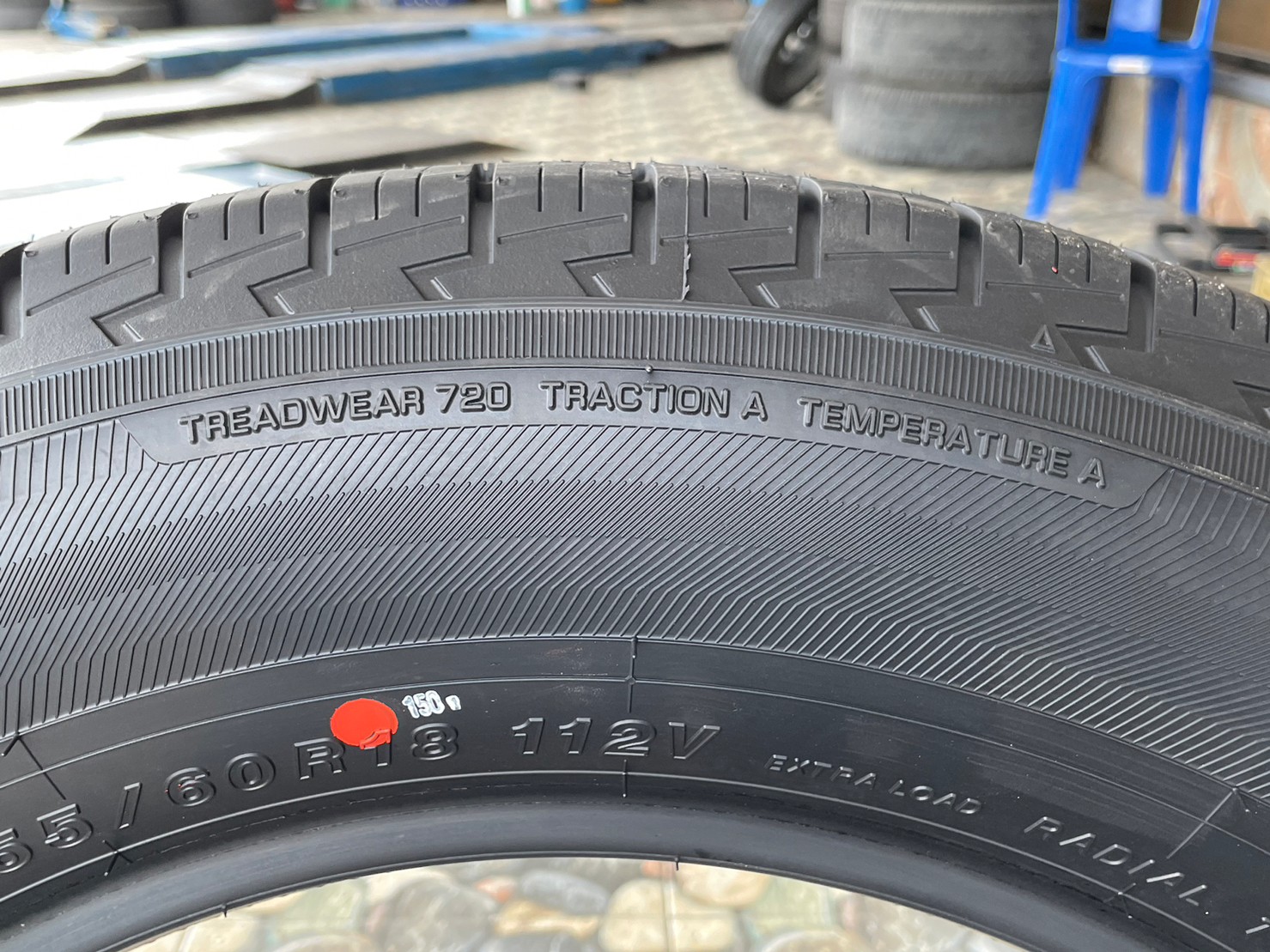 ยางใหม่ราคาโปรโมชั่นพิเศษ YOKOHAMA GEOLANDAR HT G056 255/60R18 ยางใหม่ปี2023