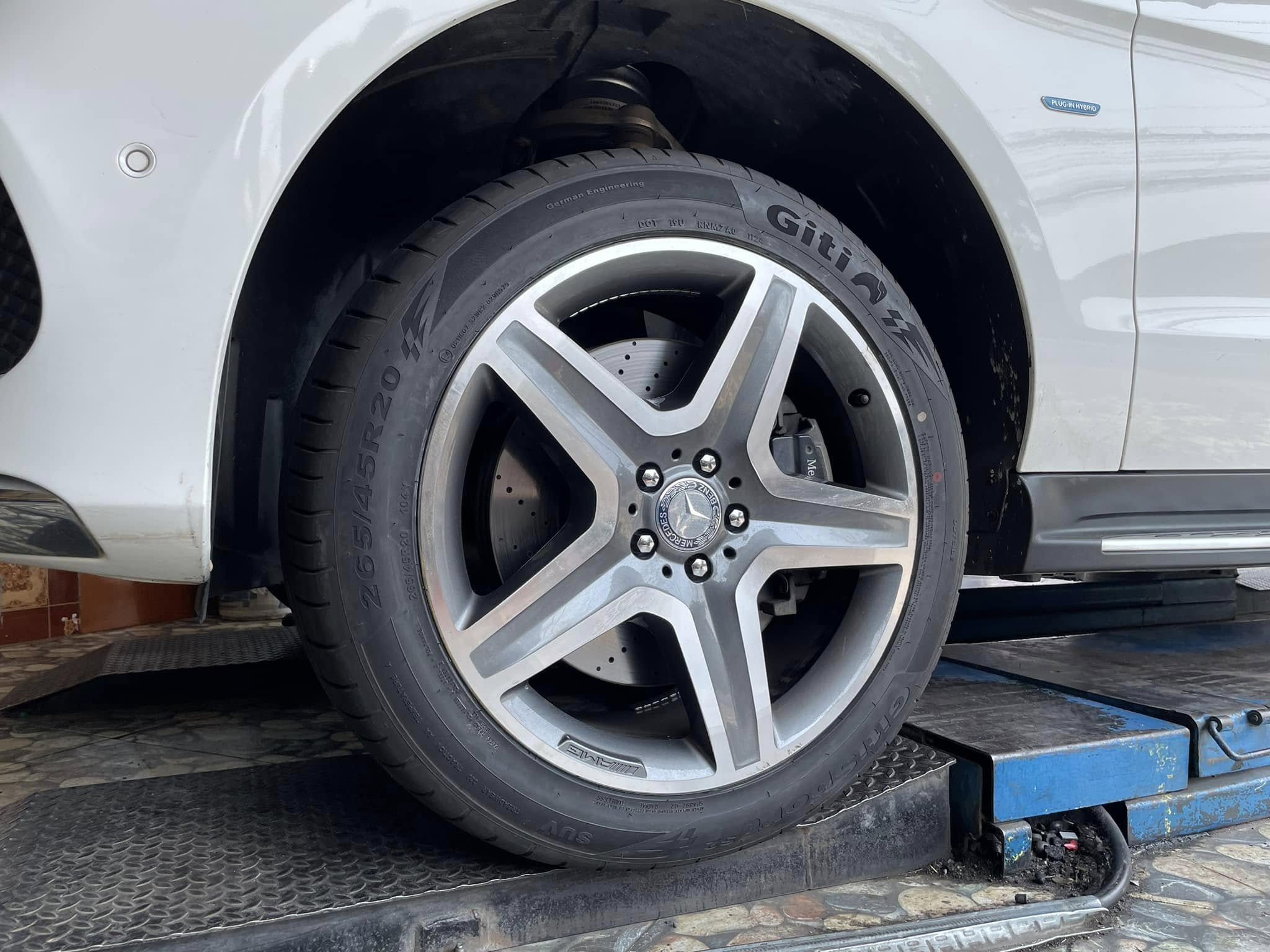 🚗#BENZ_GLE500e🛞เปลี่ยนยาง 🛞#ยางจีที #ยางสปอร์ตสมรรถนะการขับขี่สูง 🛞 🛞#Giti_SportS2 265/45R20