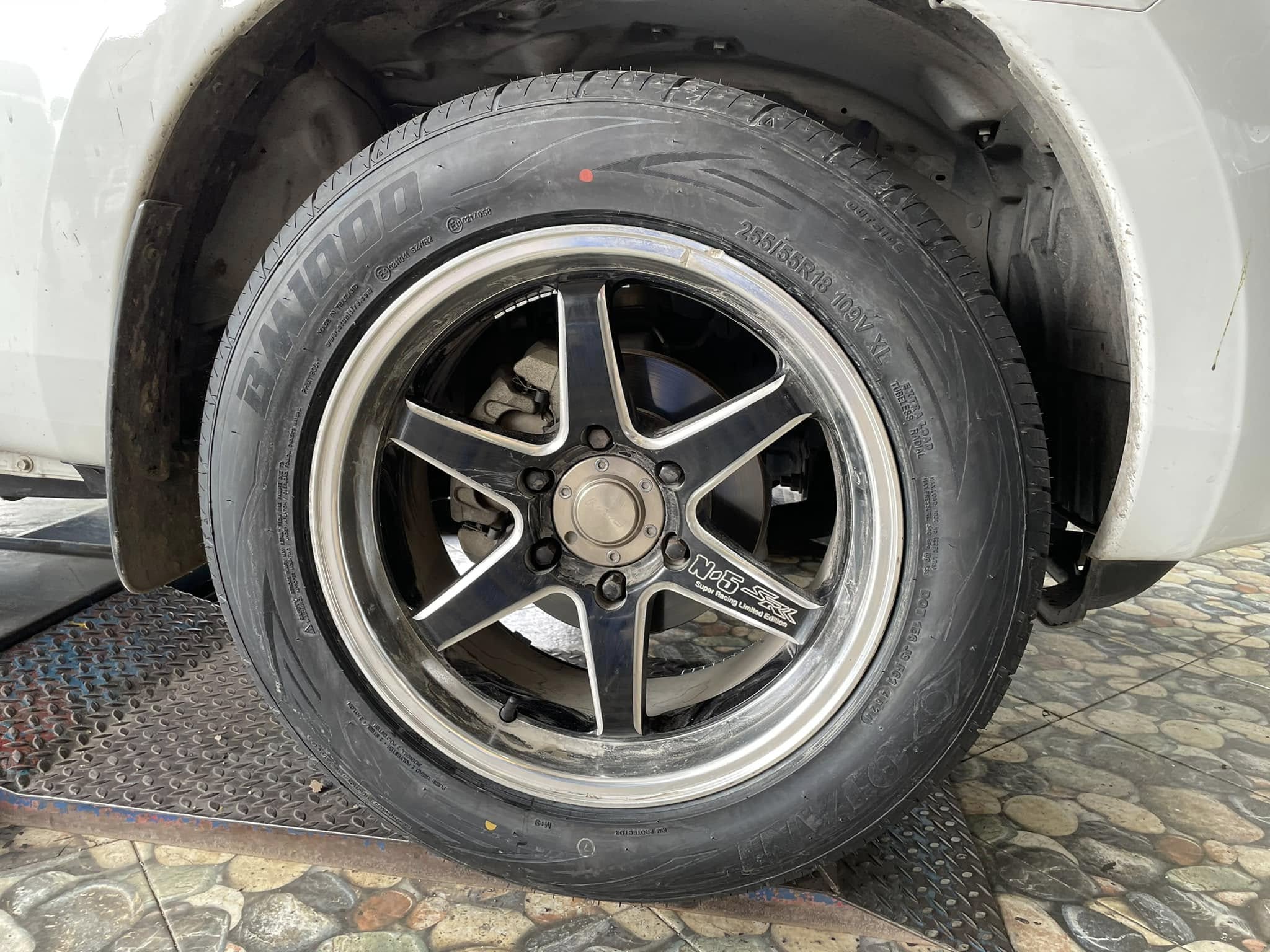 🚘 #ISUZU_D-MAX🛞 เปลี่ยนยาง #OTANI #BM1000 255/55R18 #บริการตั้งศูนย์ล้อ🛞