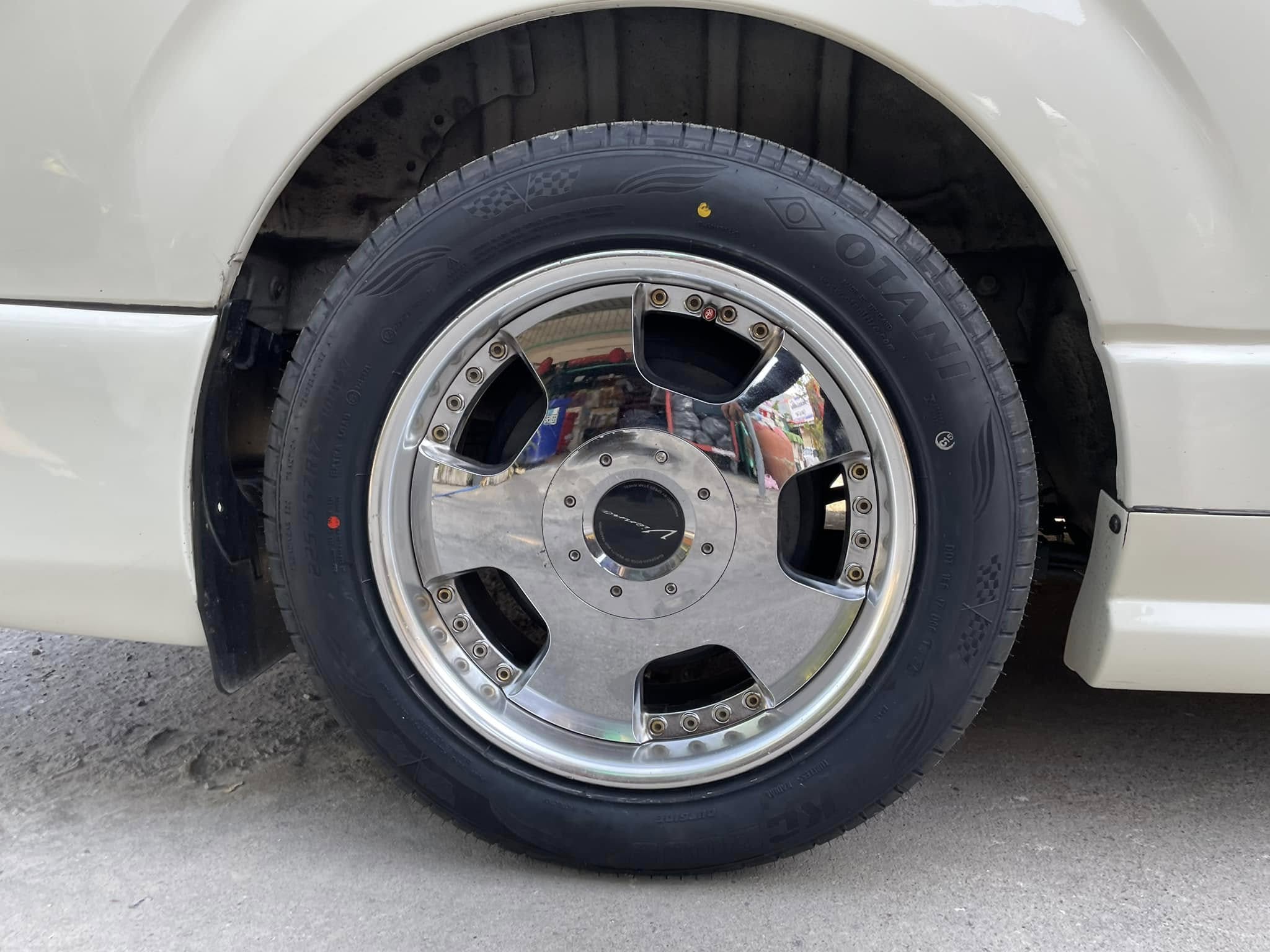 🚘 #TOYOTA_COMMUTER🛞 เปลี่ยนยาง #OTANI #KC2000 225/55R17