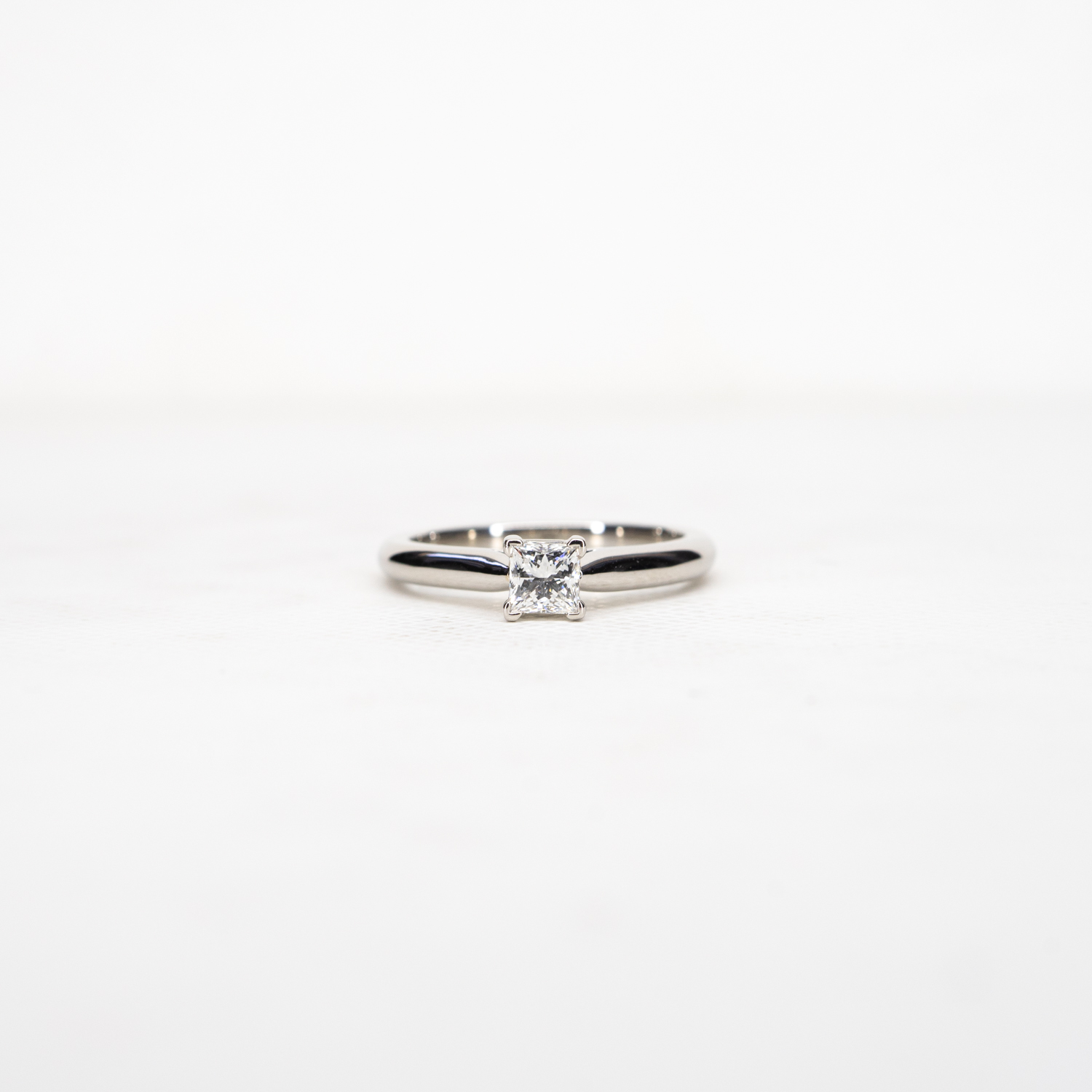 แหวน Cartier 1895 Solitaire ring with 0.30ct F VS1 Princess Cut Diamond Platinum950 ไซส์ 48# (Used)+กล่องและการ์ดและใบเซอร์ GIA