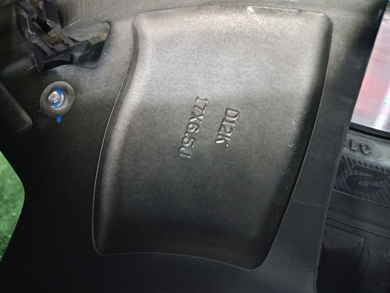 💥💥ล้อแม็กมือสอง BYD Dolphin Extended. 17x6.5นิ้ว 5x114.3 ET45 ดำหน้าเงาตัดสีฟ้า