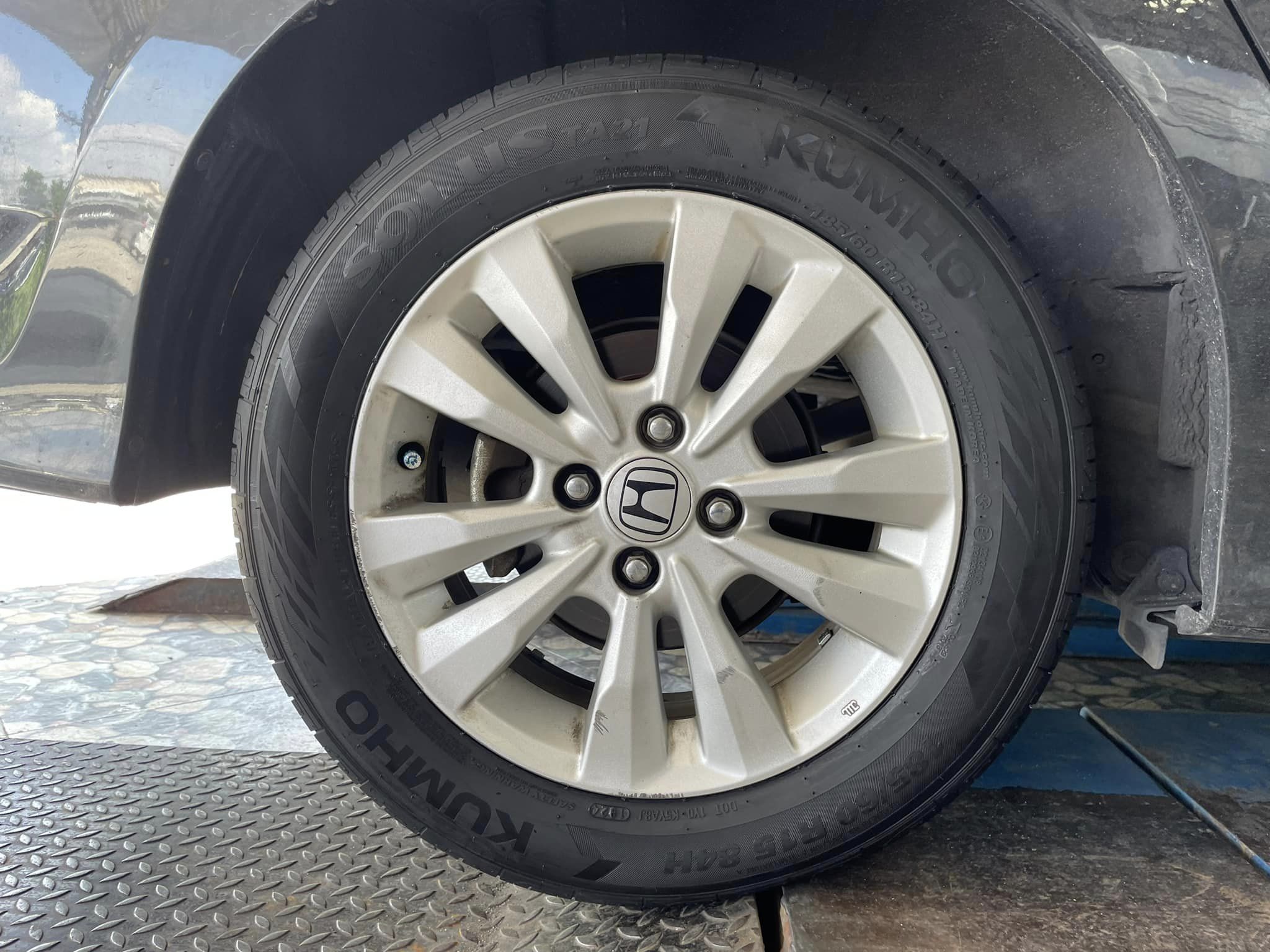 #HONDA_CITY🛞 #KUMHO_TA21_185/60R15 ยางคุณภาพดีนุ่มเงียบ🙏😍💯👍🛞 #ยางลายแนวสปอร์ตนุ่มติดถนนดี