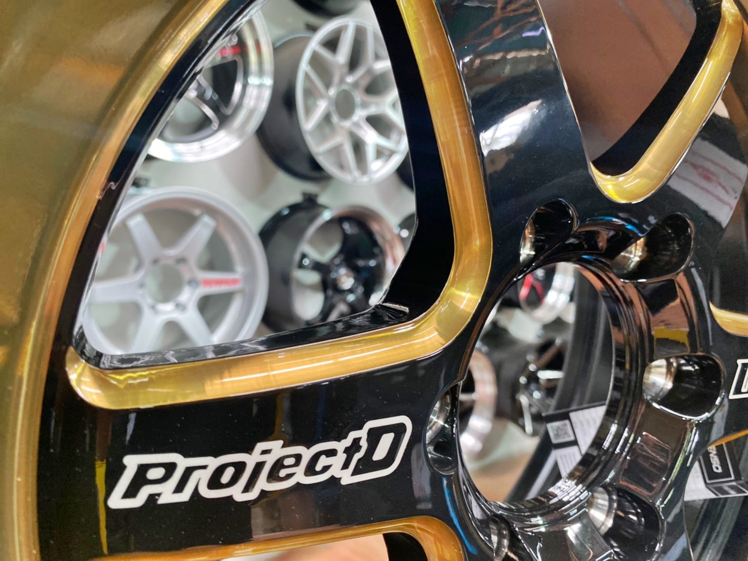 ล้อแม็กใหม่แท้LENSO PROJECT D D1SL ขอบ 18 6รู139 สีดำขอบไดร์ทอง อ๊อฟลึกสุดจริง พร้อมติดตั้งฟรี