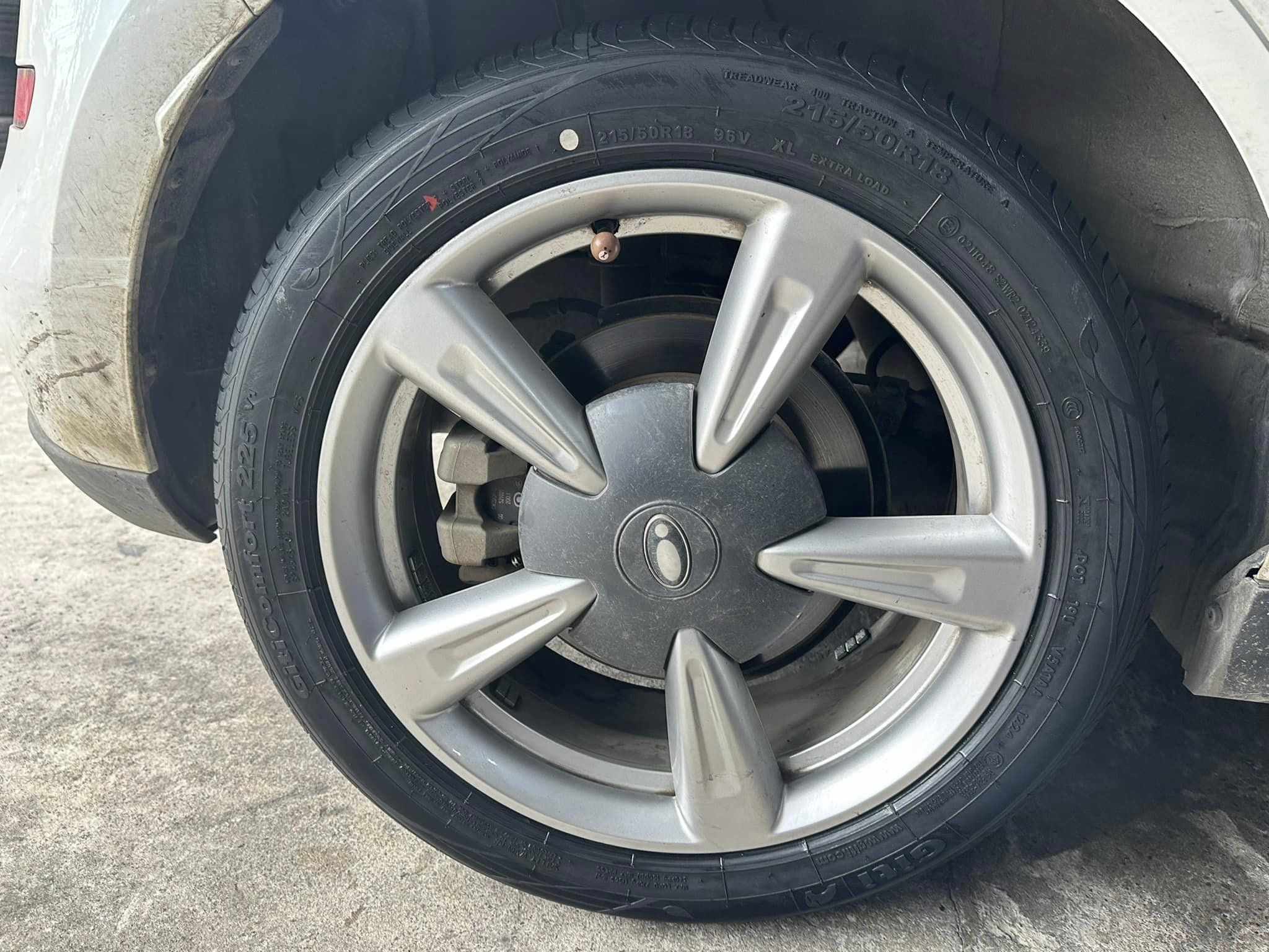 🚘 #ORA_Goodcat 🛞#Giti #Comfort225v1 215/50R18