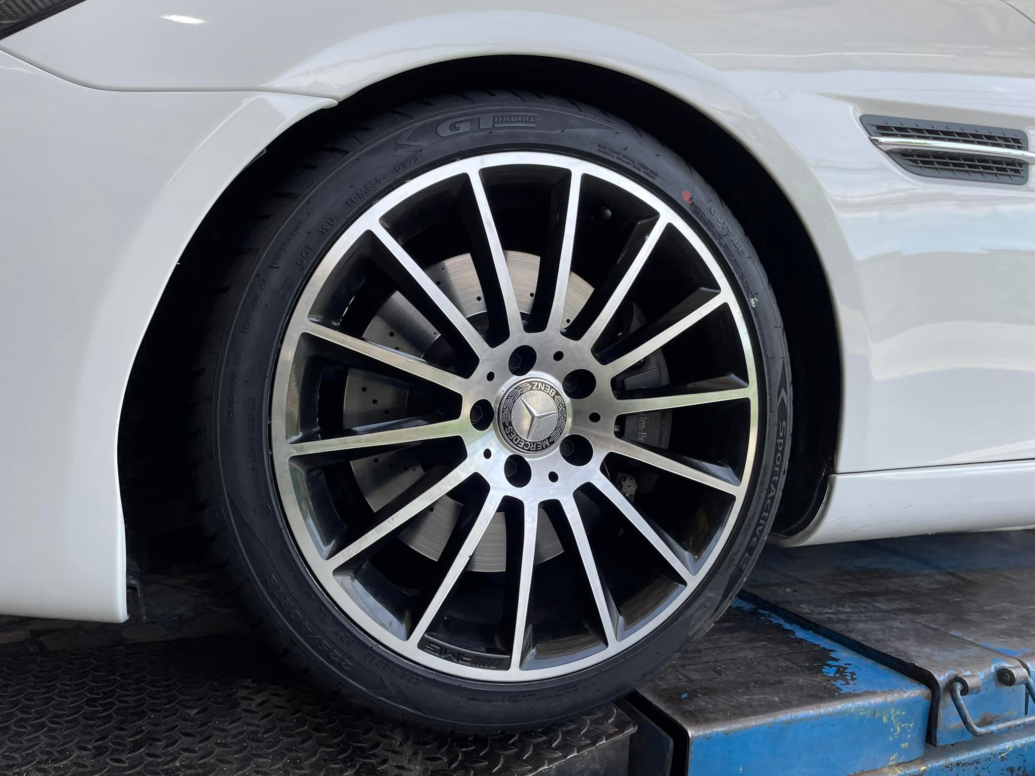 GT RADIAL SportActivE2 225/40R18 GT RADIAL SportActivE2 255/35R18