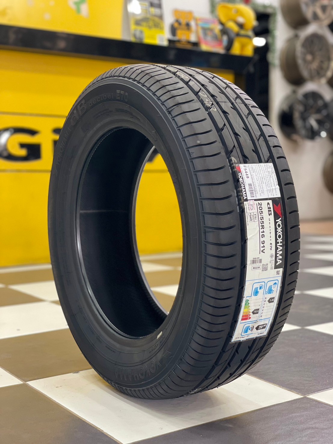 ยางใหม่ Yokohama Advan dB E70 205/55R16 ยางใหม่ปี2024