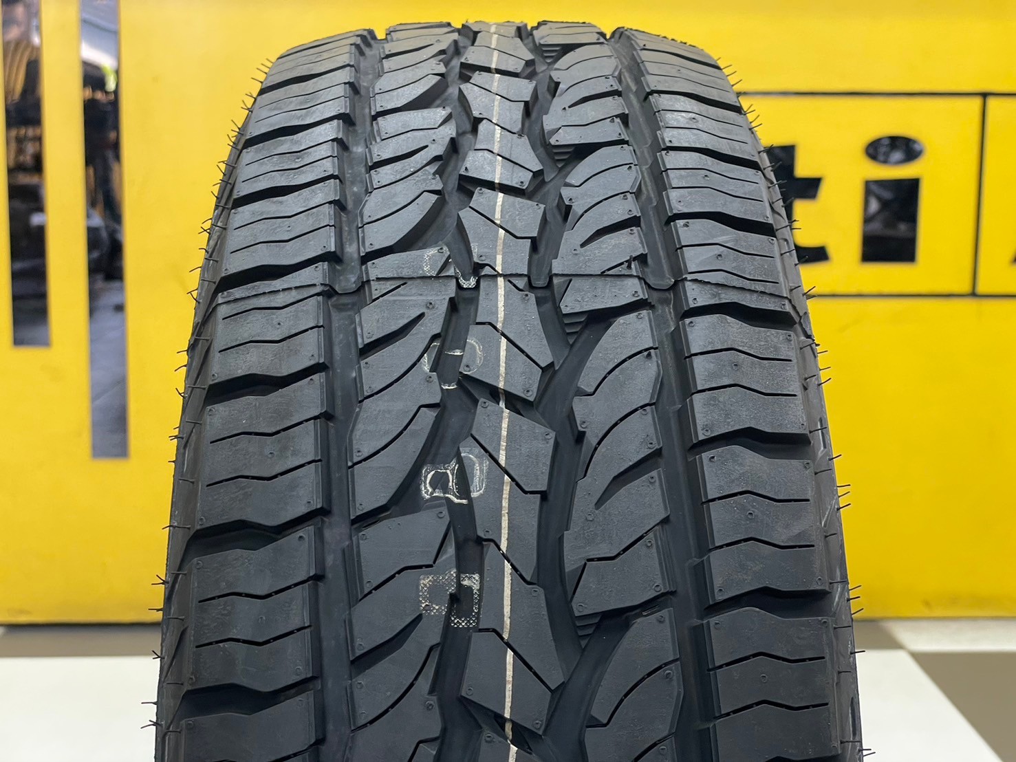 🔥ยางใหม่ดันลอป🔥 #DUNLOP GRANDTREK #AT5 235/60R18 ยางสัปดาห์2422 (4เส้น)