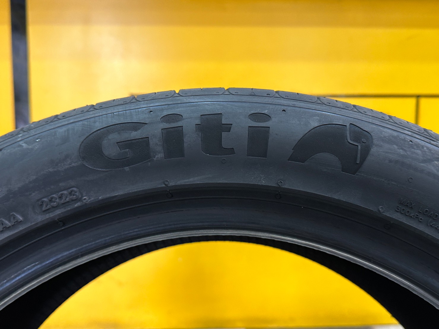 ยางใหม่ GITI Control P10 235/50R19 ยางใหม่ปี2023